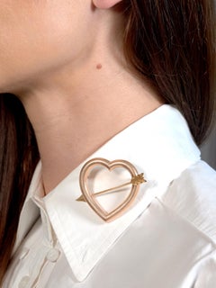 Retro 14 Karat Two-Tone Gold Vintage Heart Arrow Brooch