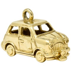 Retro 14 Karat Yellow Gold Articulated Car Charm, circa 1940