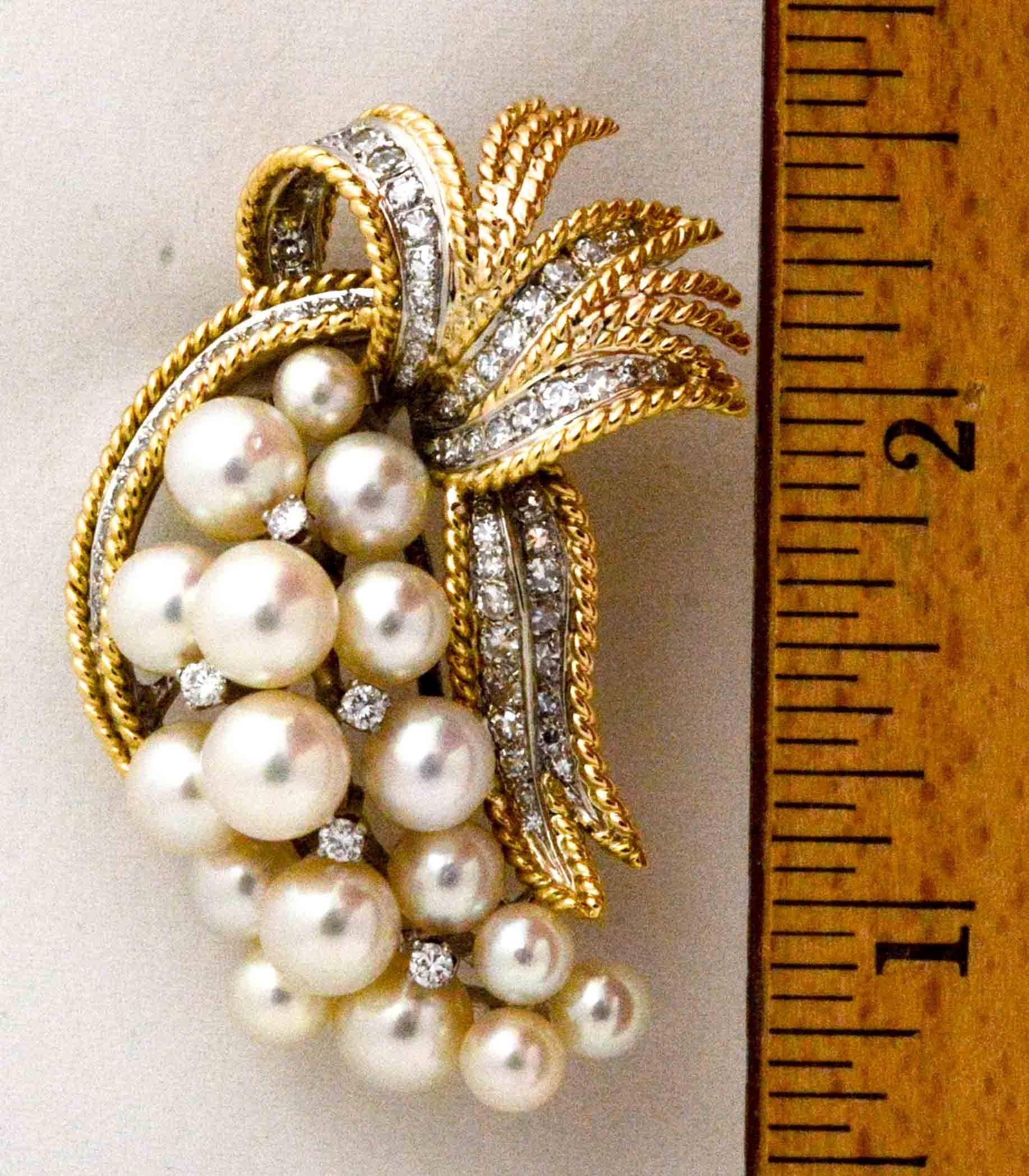 Retro 14 Karat Yellow Gold Pin Set with 17 Akoya Pearls 1