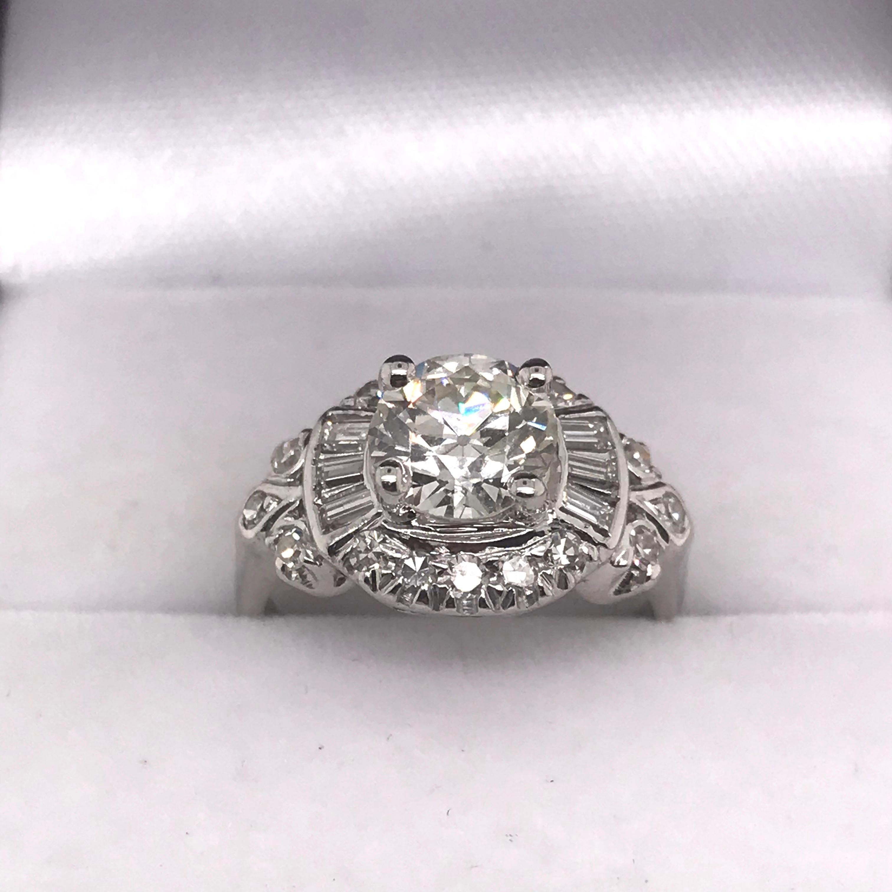 Retro 1.41 Carat Diamond Ring In Good Condition In Montgomery, AL