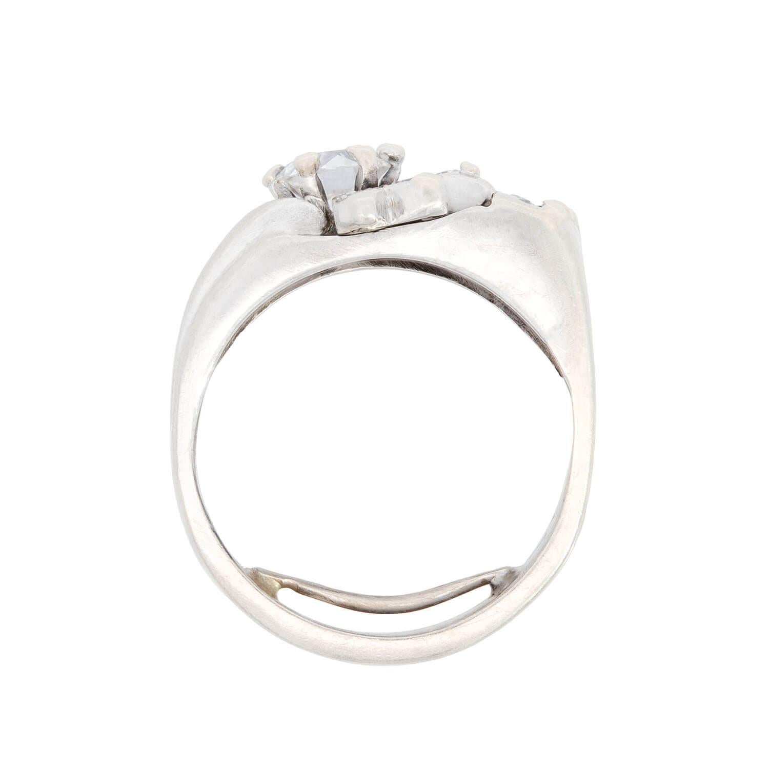 Retro 14k Diamond Starburst Buckle Ring 0.65ct In Good Condition For Sale In Narberth, PA