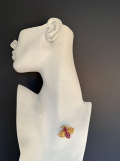 Retro 14K Gold 2.5 Carat Natural Ruby Bee Pin Brooch Circa 1985