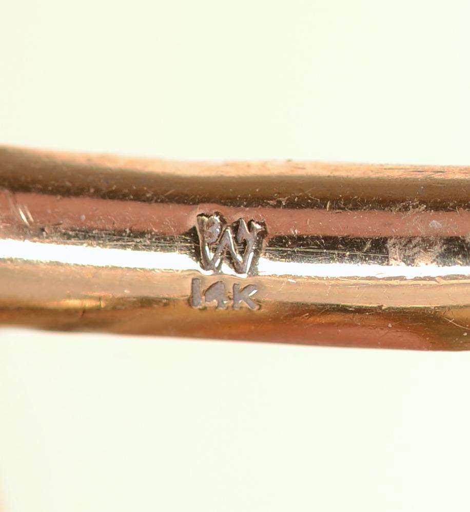 Bracelet rétro en or 14 carats avec motif de double rangée de chevrons imbriqués Pour femmes en vente