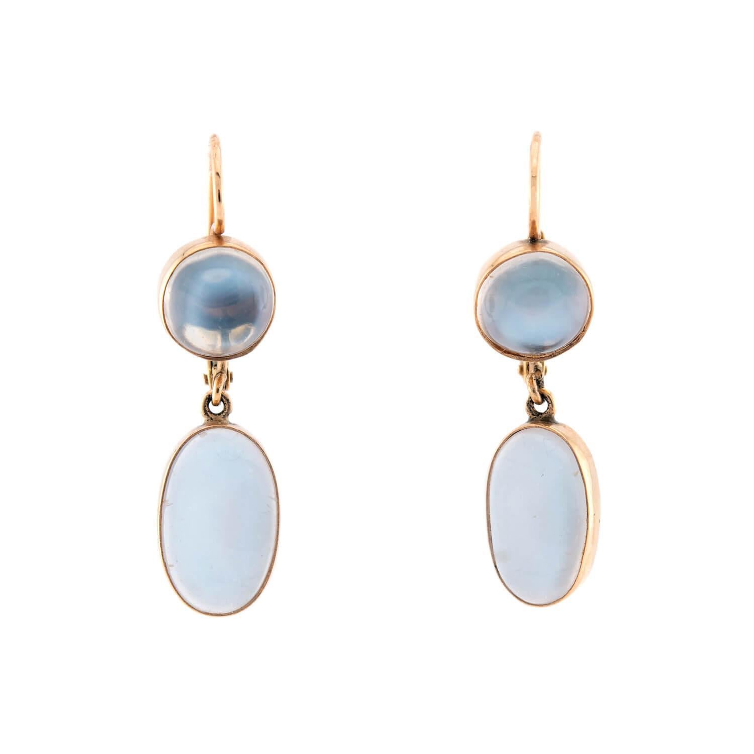 Retro 14k Moonstone Drop Earrings In Good Condition For Sale In Narberth, PA