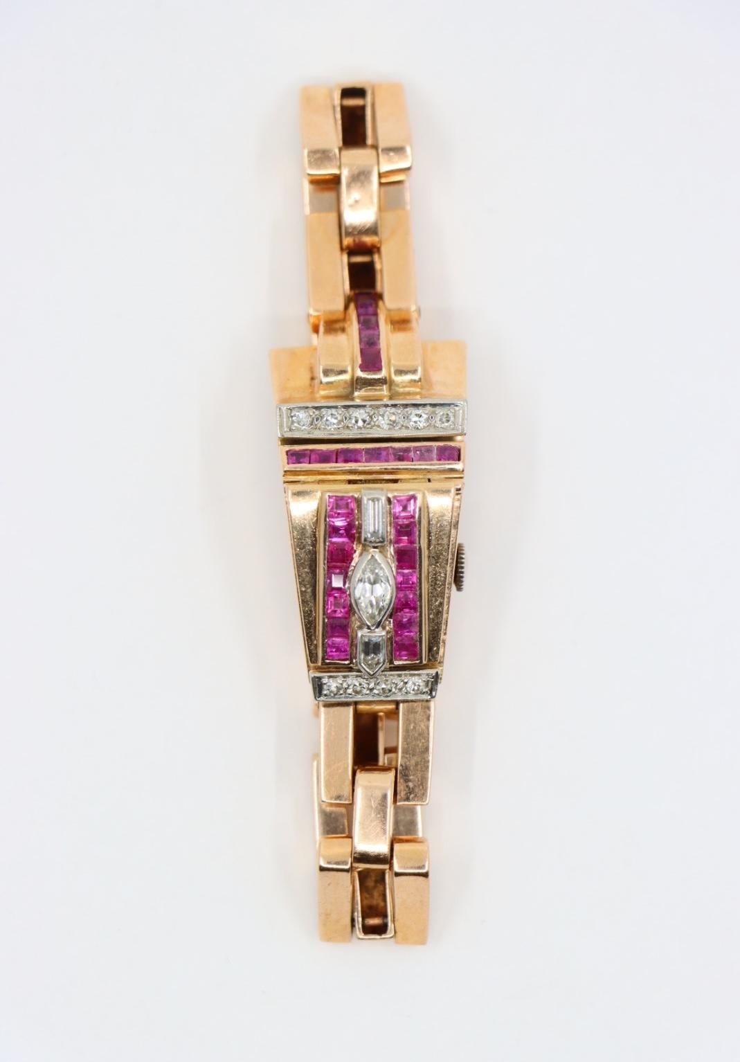 Reloj Pulsera Retro Oro Rosa 14K Rubí Diamantes en Bueno estado para la venta en Flushing, NY