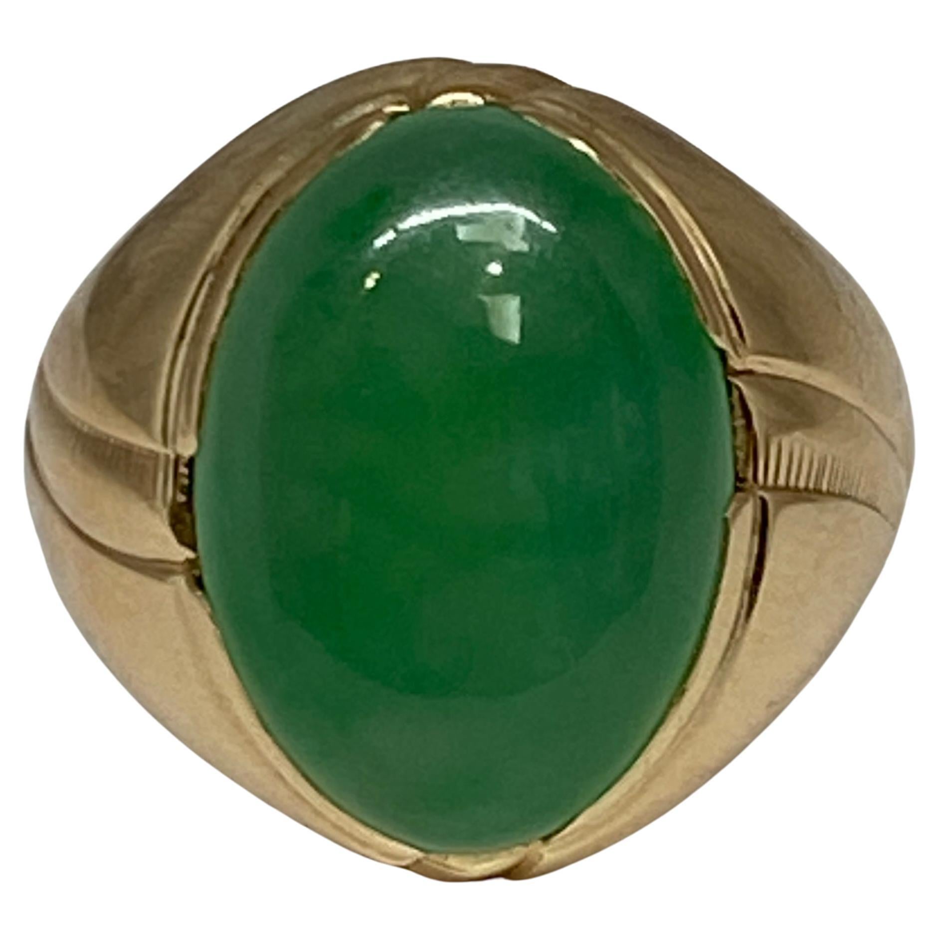 Retro 14k Rosy Yellow Gold Green Jade Jadeite Cabochon Unisex Dome Ring For Sale