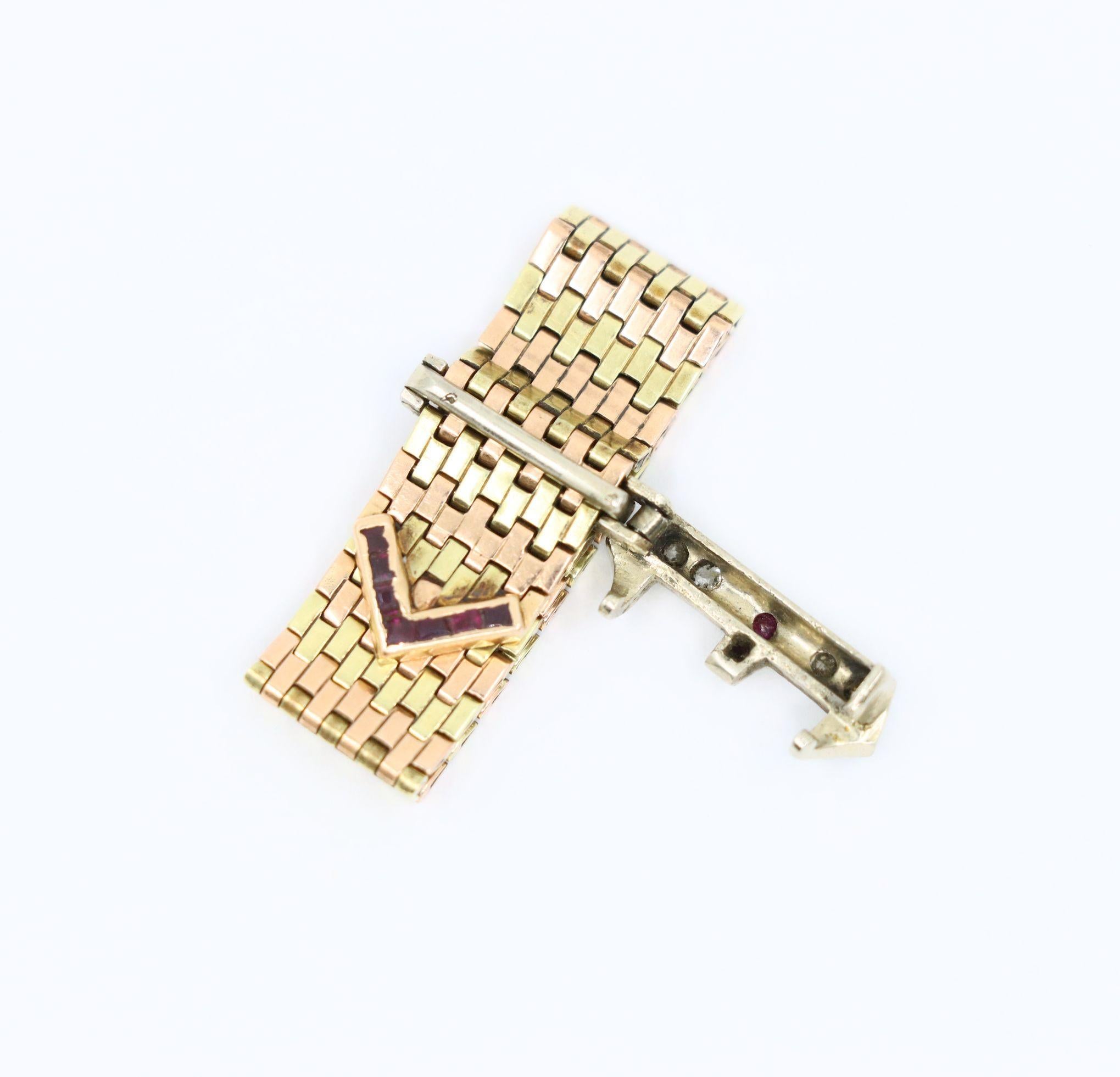 Anello retrò con fibbia in oro 14 carati e diamante e rubino in vendita 6