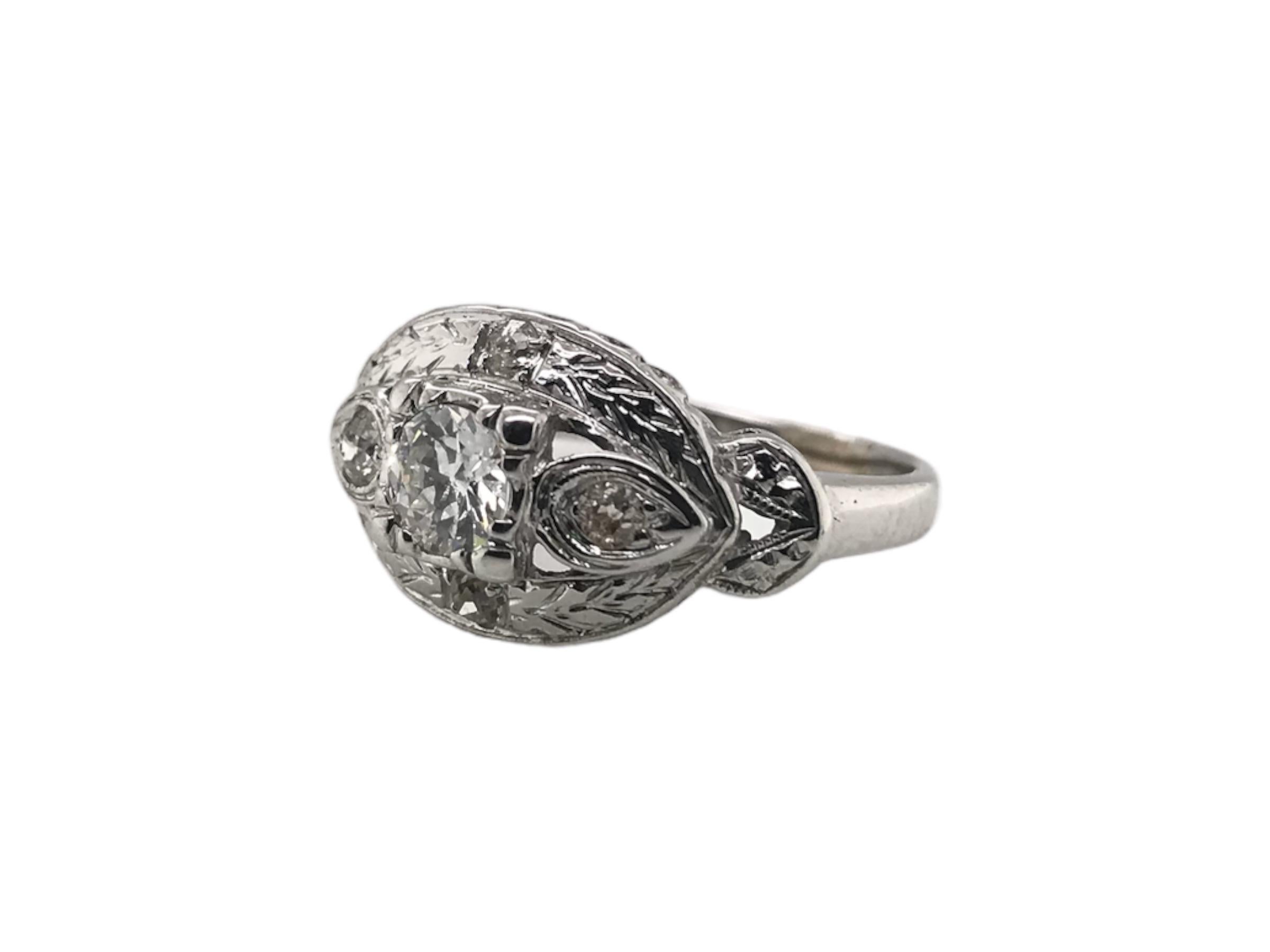 Retro 14K White Gold Diamond Cocktail Ring 0.35 Carat In Good Condition For Sale In Montgomery, AL