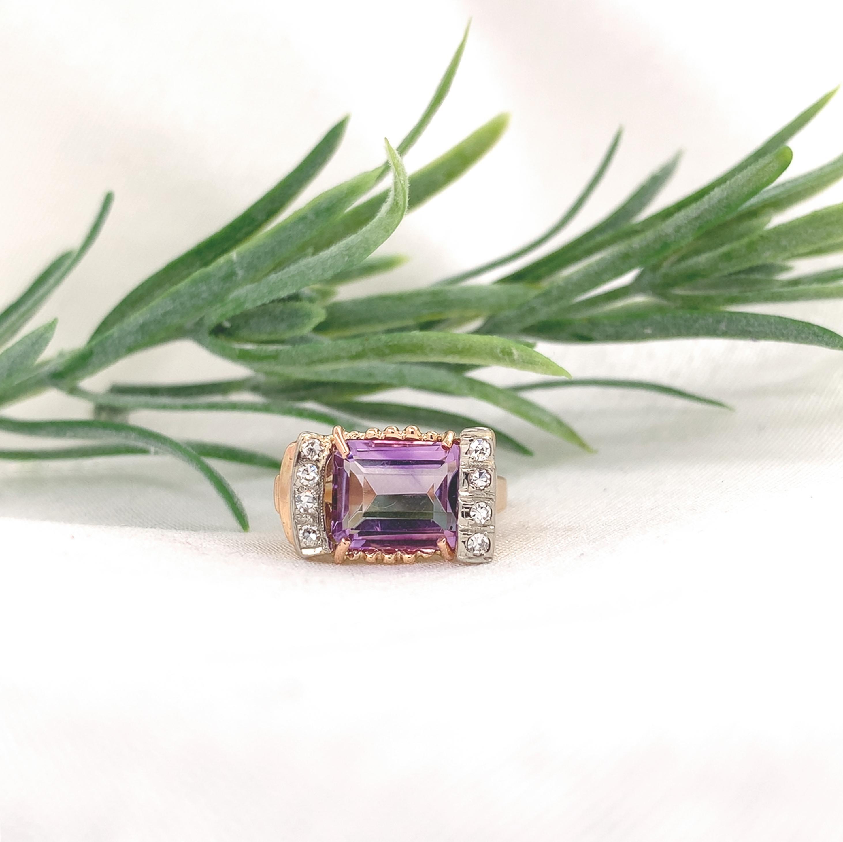 Bague rétro en or jaune 14 carats avec améthyste de 2,80 carats et diamants en vente 2