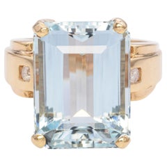 Anillo de cóctel retro de aguamarina en oro amarillo de 14k
