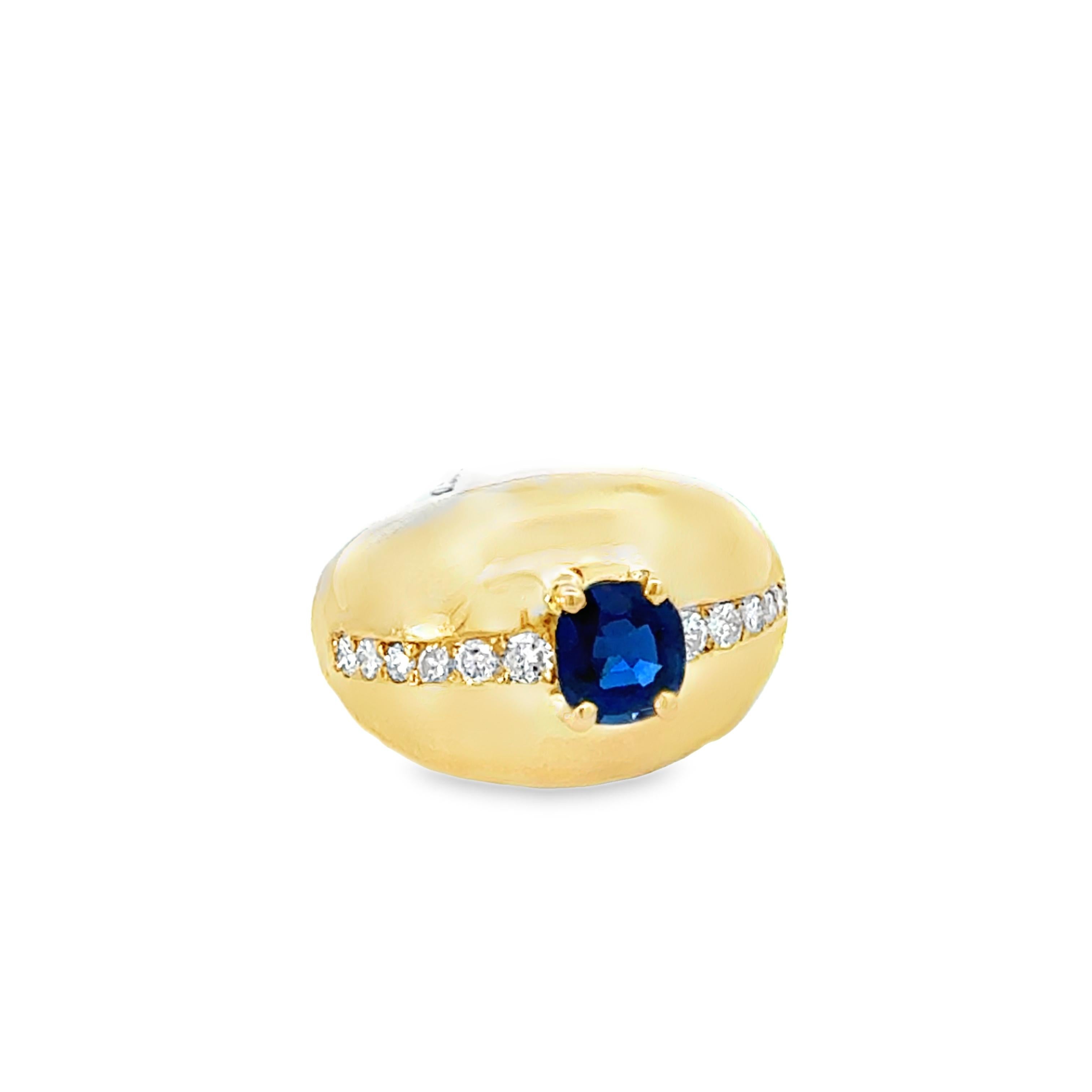 da uomo o donna Anello da cocktail retrò a cupola in oro giallo 14K con zaffiro blu e diamanti in vendita
