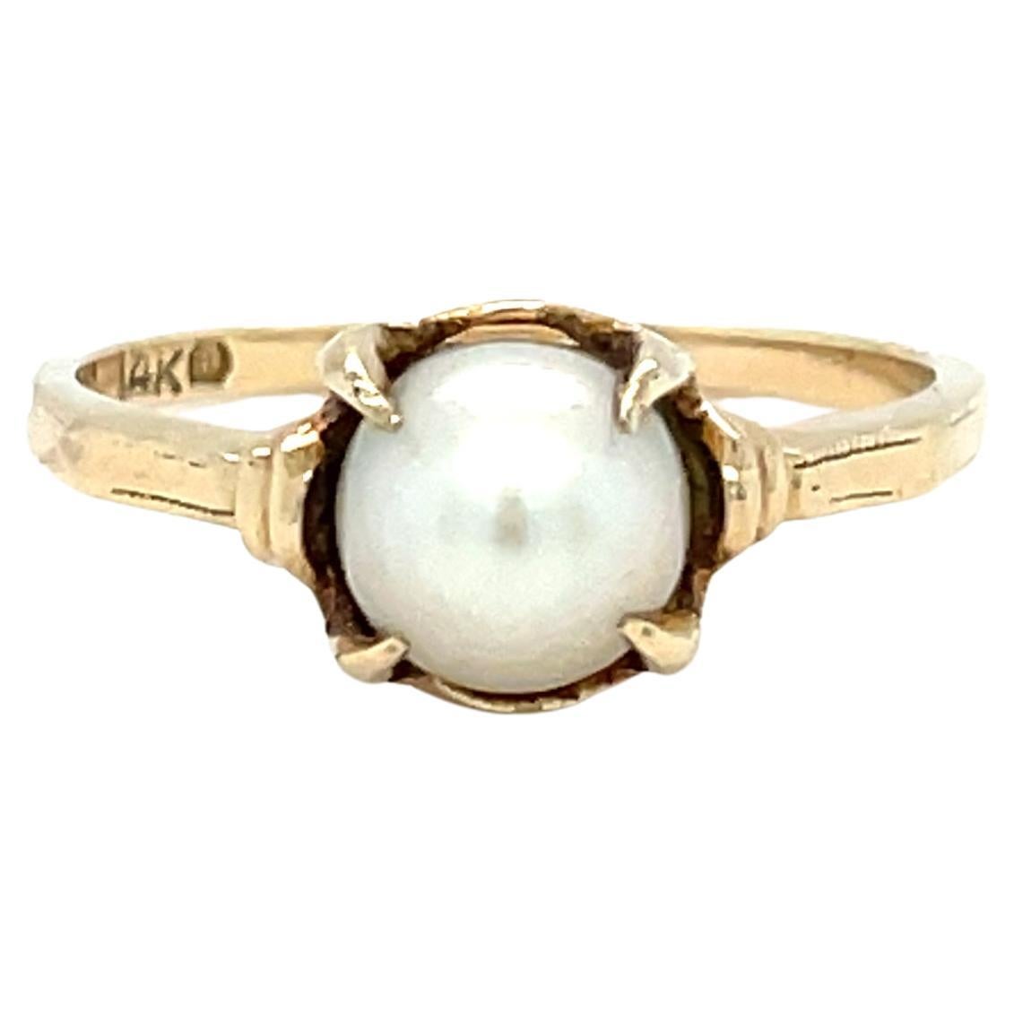 Retro 14k Yellow Gold Pearl Ring For Sale
