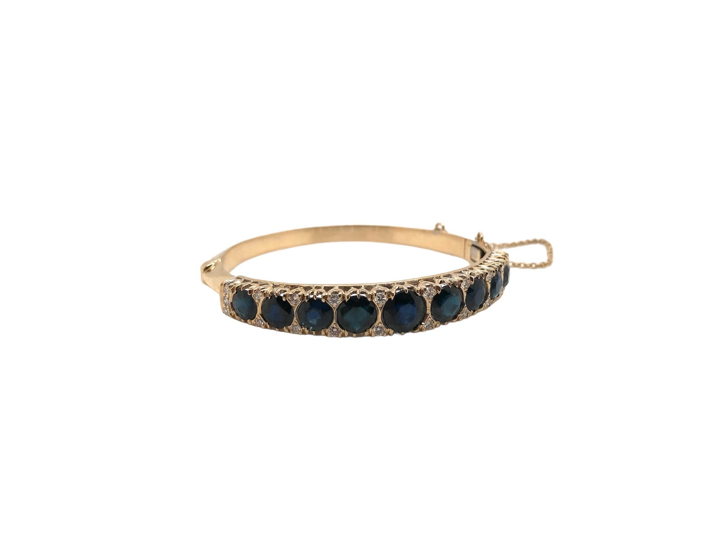 Bracelet jonc rétro en or jaune 14 carats avec saphir en vente 2