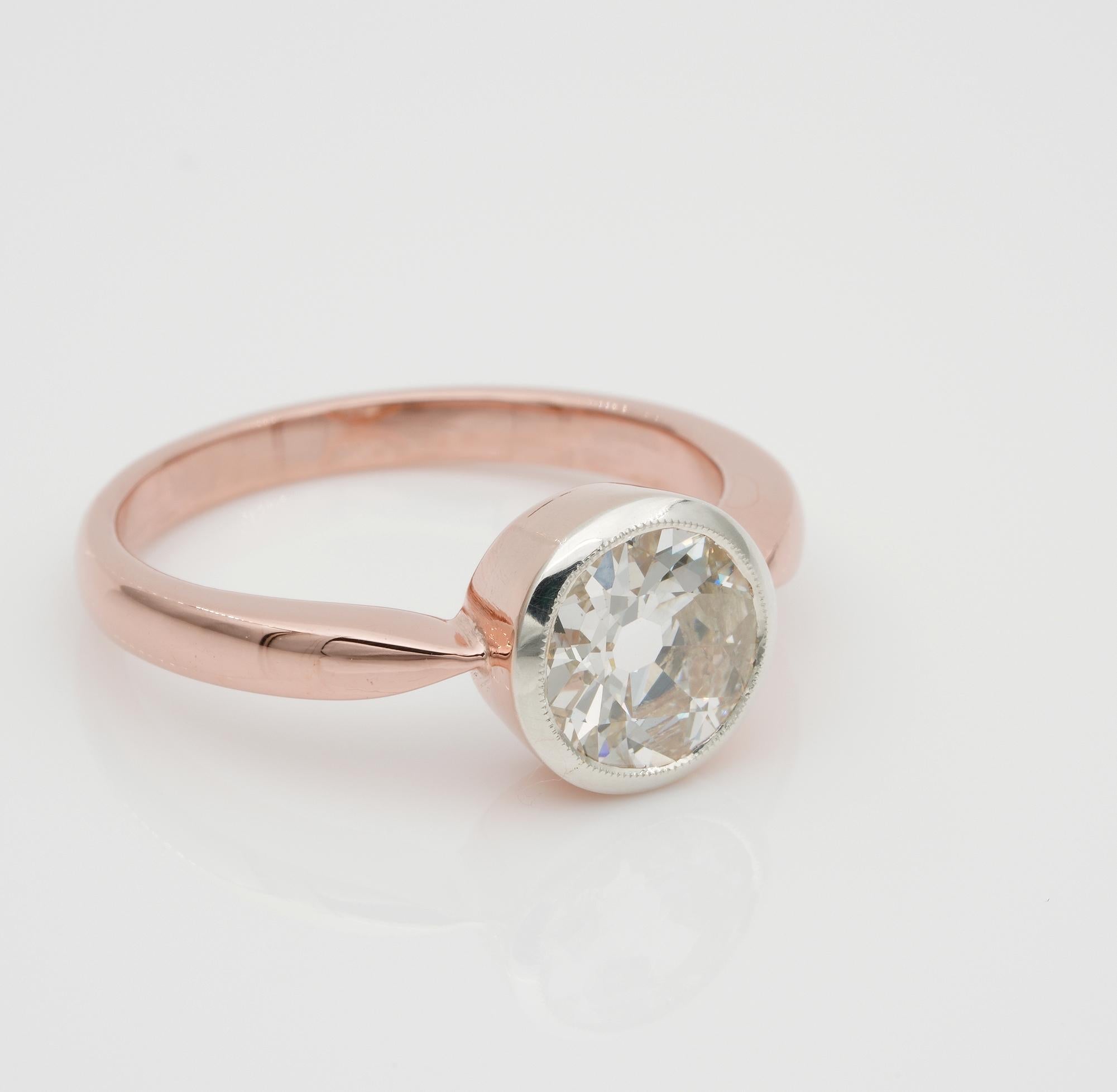 Retro 1.50 Ct Old European Cut Diamond VVS Solitaire Ring In Good Condition For Sale In Napoli, IT