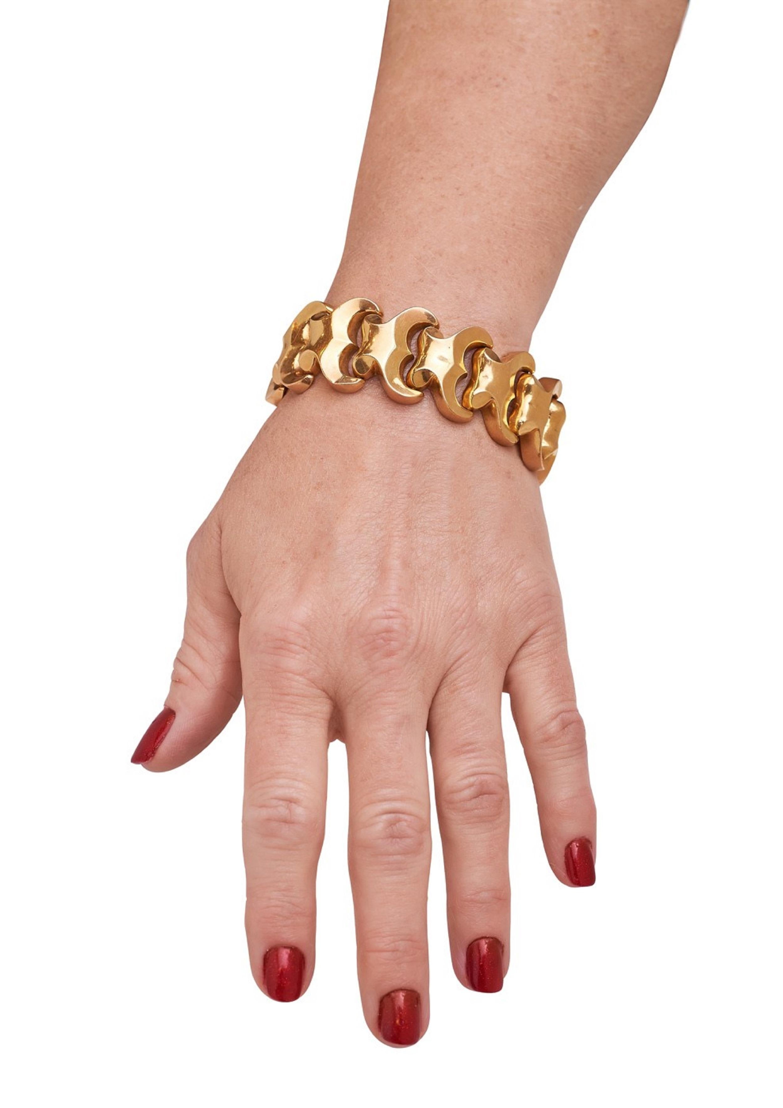 Retro 18 Karat Gold Link Bracelet In Fair Condition In Calabasas, CA