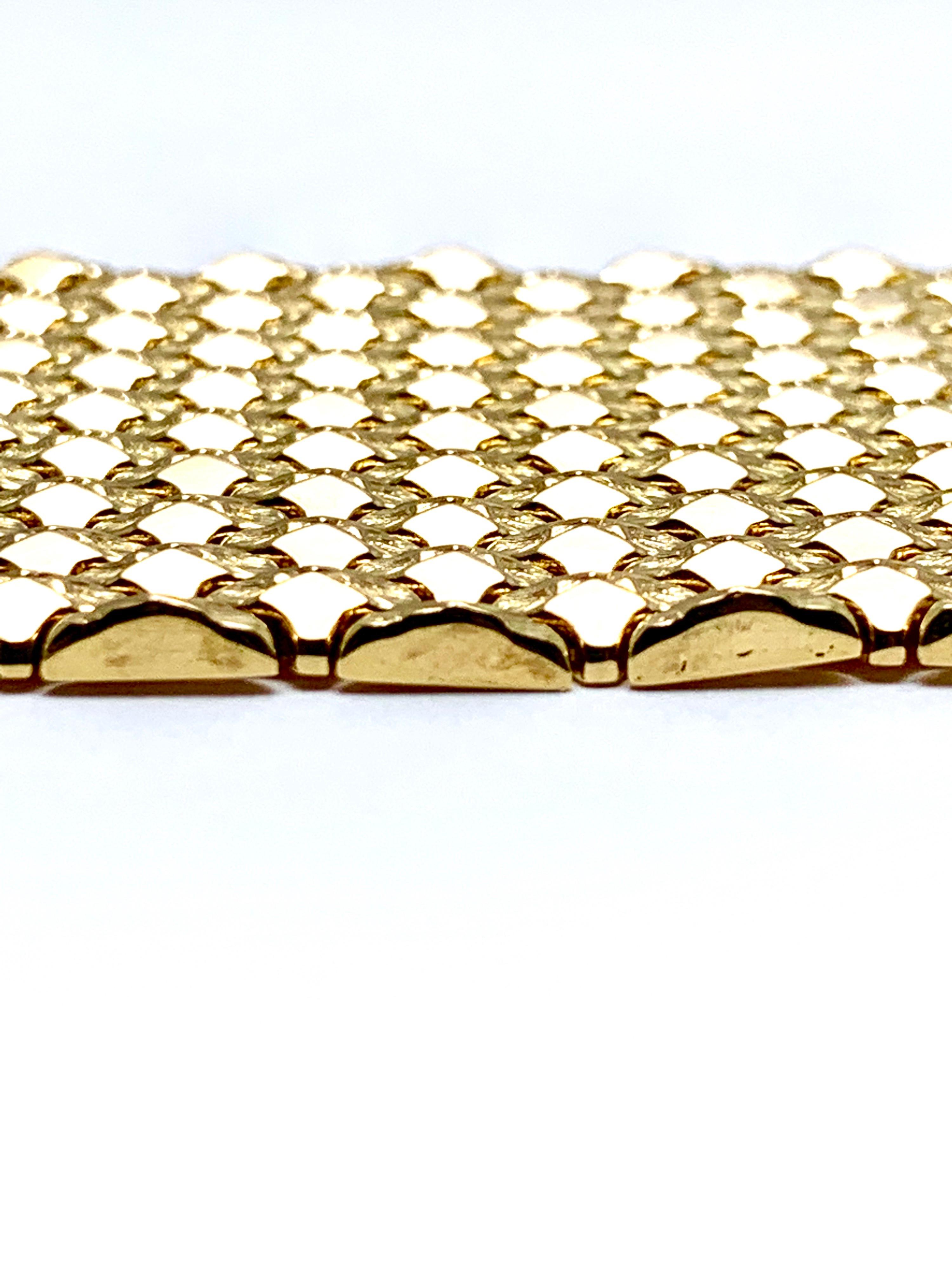 Retro 18 Karat Yellow Gold Wide Link Bracelet 3