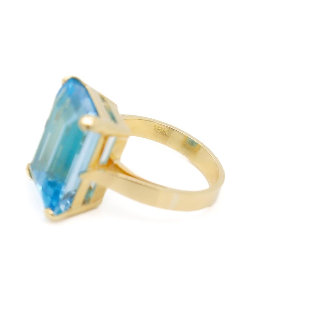 Retro 18K Gold and Emerald Cut Blue Topaz Cocktail Ring For Sale 6