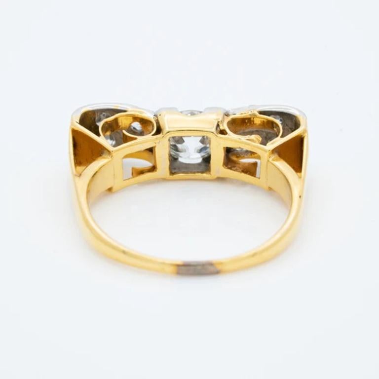 Retro 18 Karat Gold and Platinum and 1.50 Carat Diamond Bow Ring, circa1940s In Excellent Condition In New York, NY