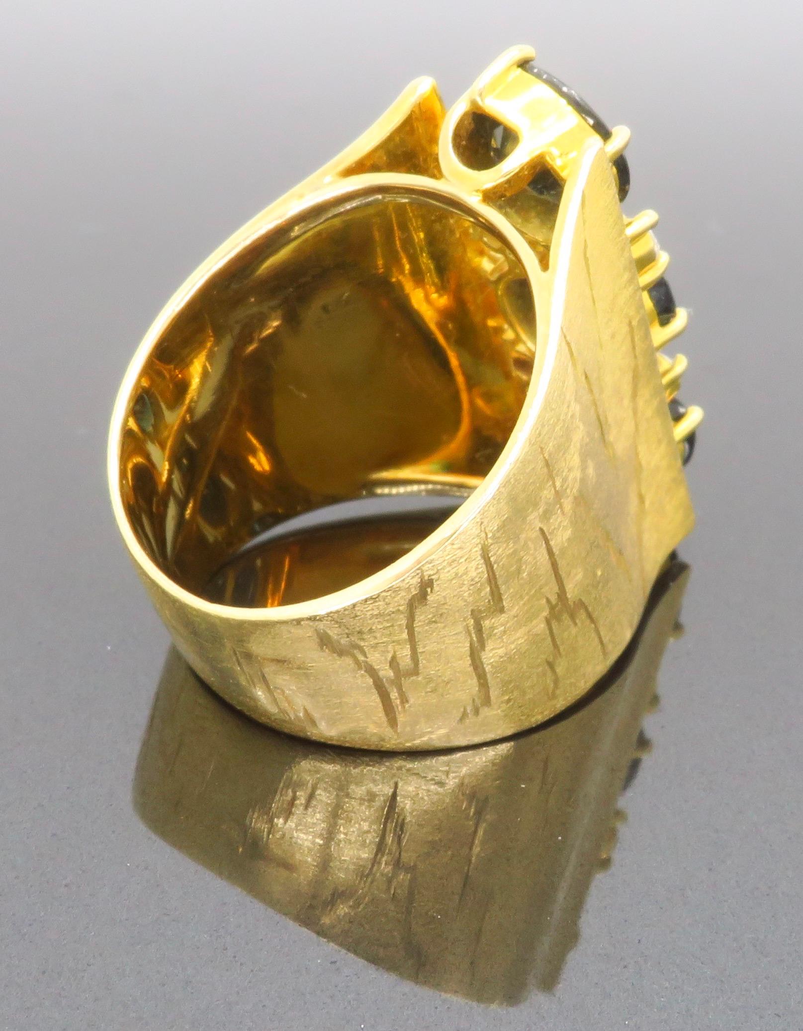 Retro 18 Karat Yellow Gold Blue Sapphire Ring 6