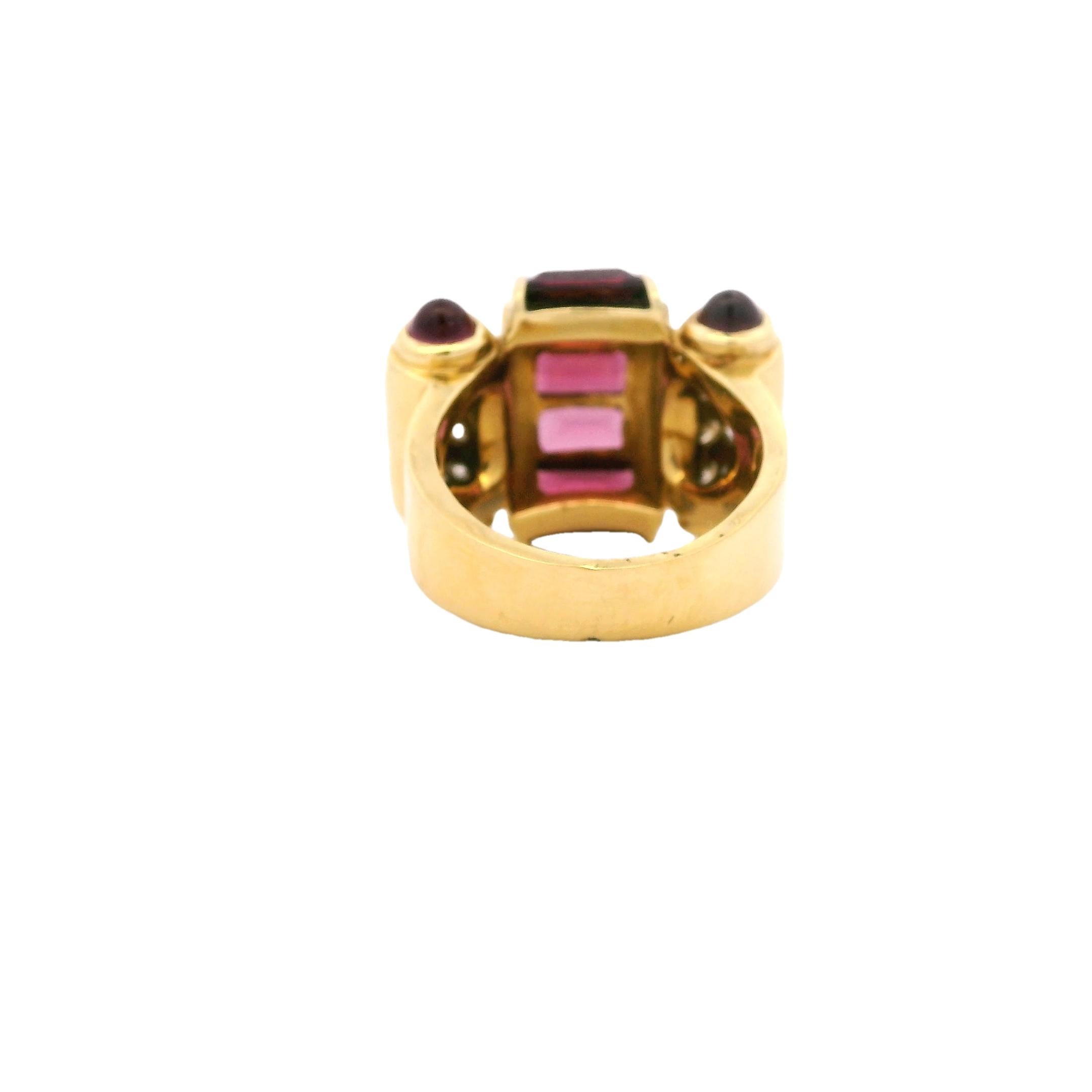 Bague rétro en or jaune 18 carats avec tourmaline cabochon de 2,0 carats et diamants de 1,20 carats en vente 2