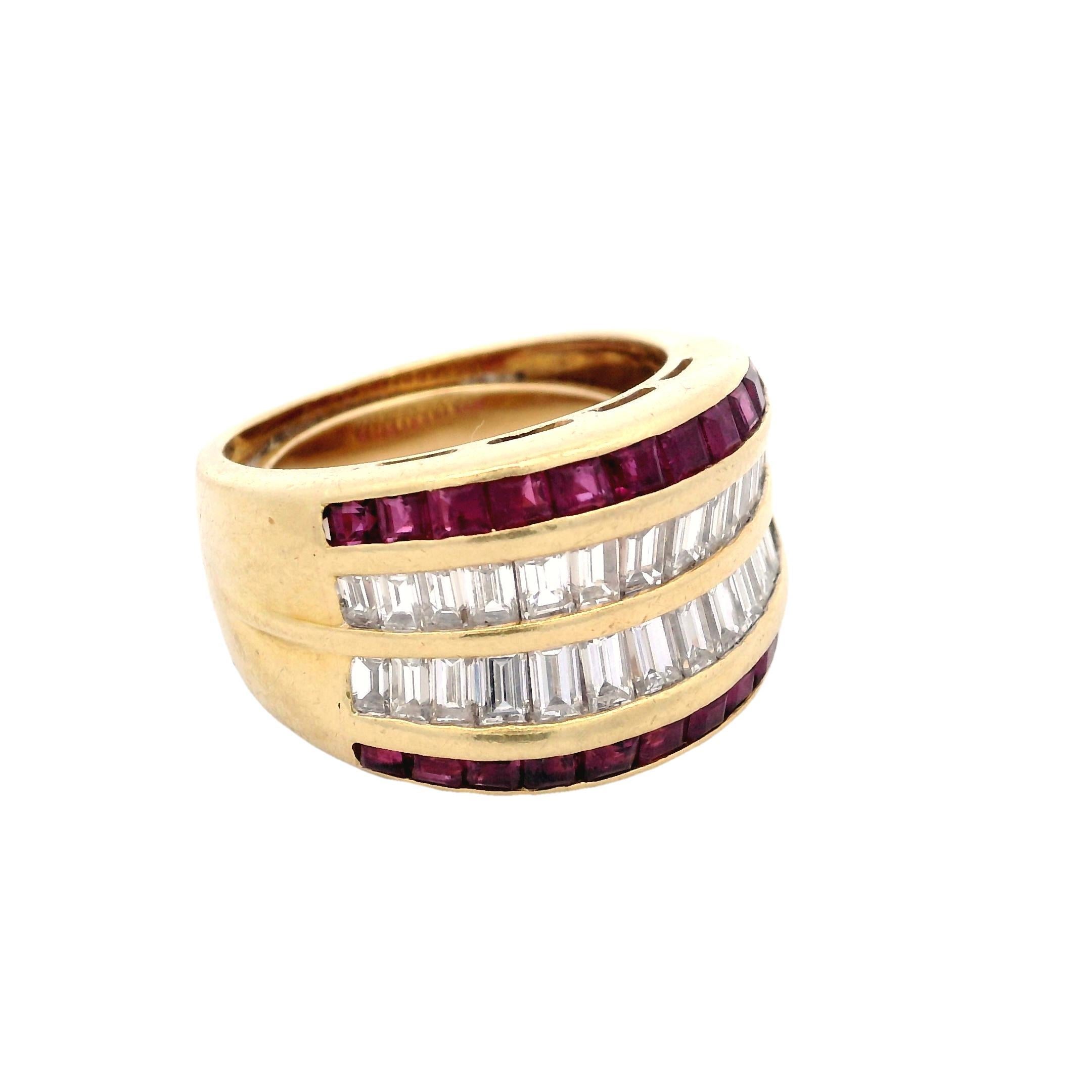 Baguette Cut Retro 18k yellow Gold Ring with 2.95 Ctw in Diamonds and Rubies For Sale