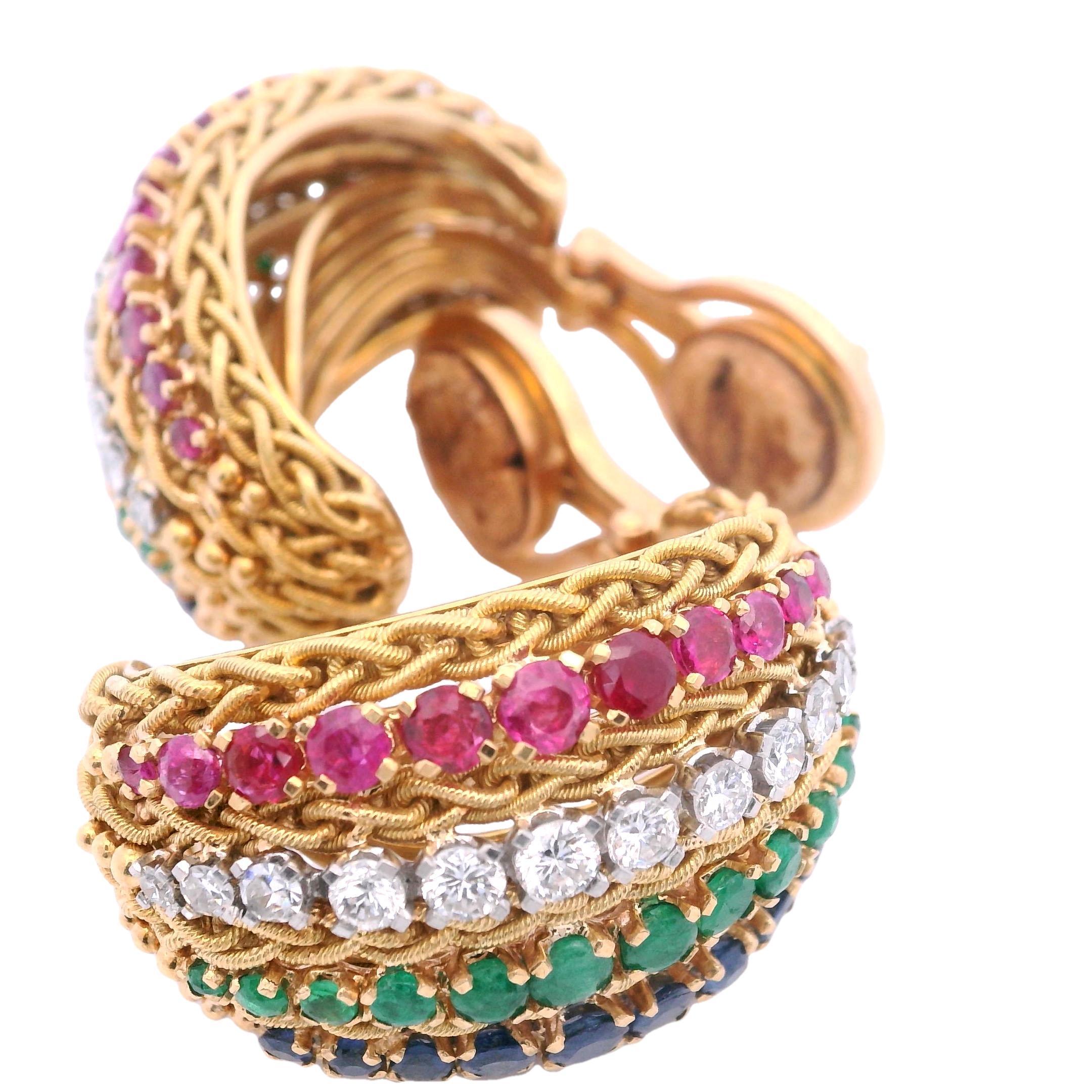 Rétro Orecchini a clip in oro 18kt retrò con 10,65 carati di diamanti e pietre multiple in vendita
