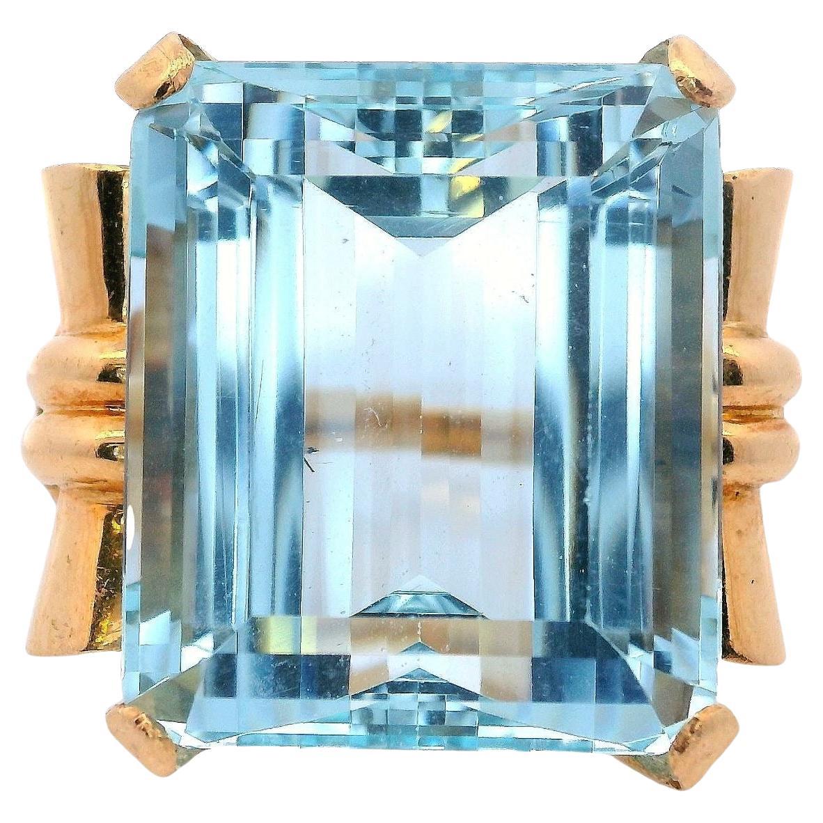 Retro Ring aus 18 Karat Gelbgold mit 25,20 Karat Aquamarin in Aquamarin