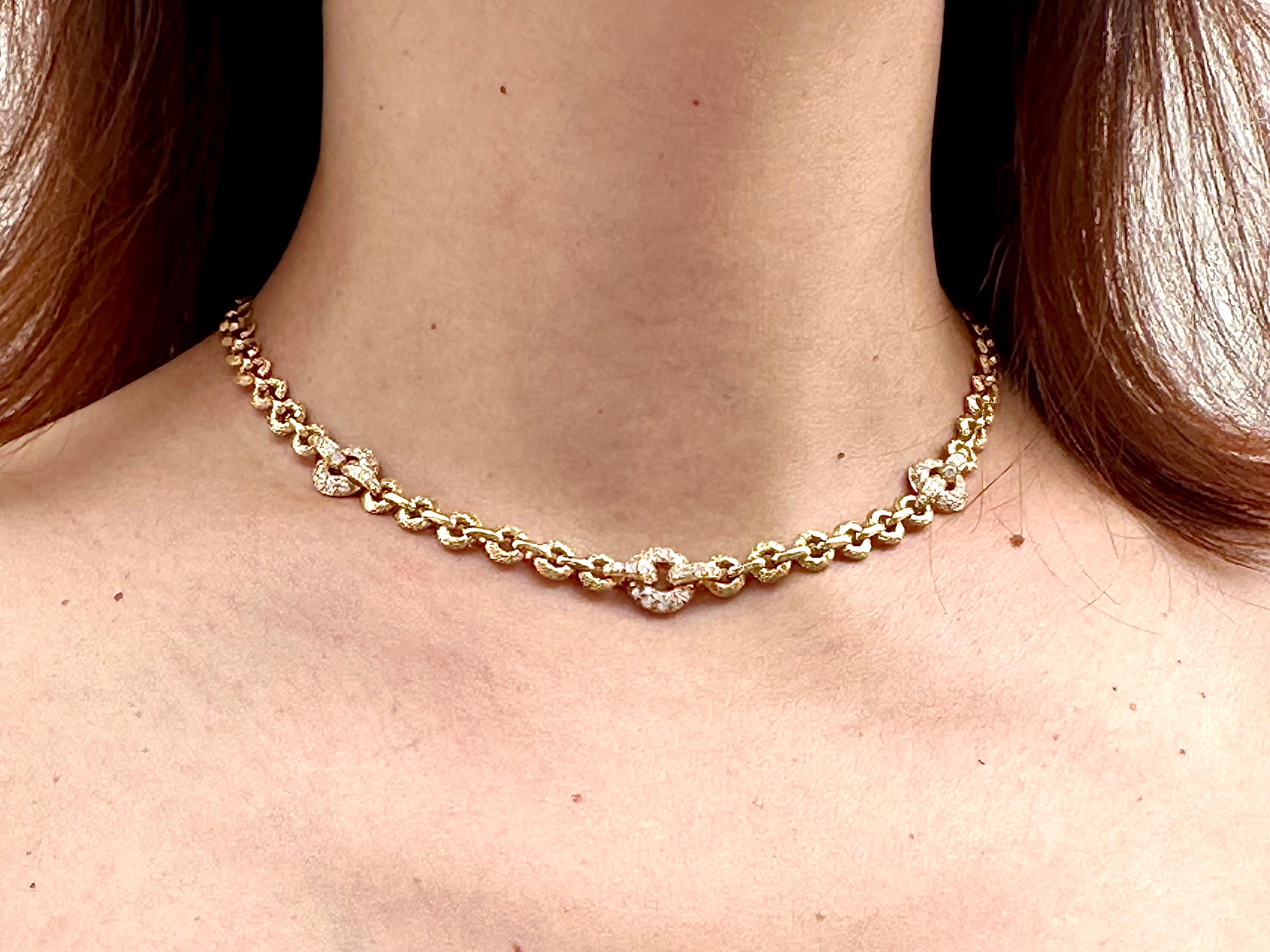 Retro 18kt Yellow Gold French Necklace with Diamonds For Sale 3