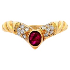 Retro 18kt yellow Gold Ring with Ruby and Diamonds