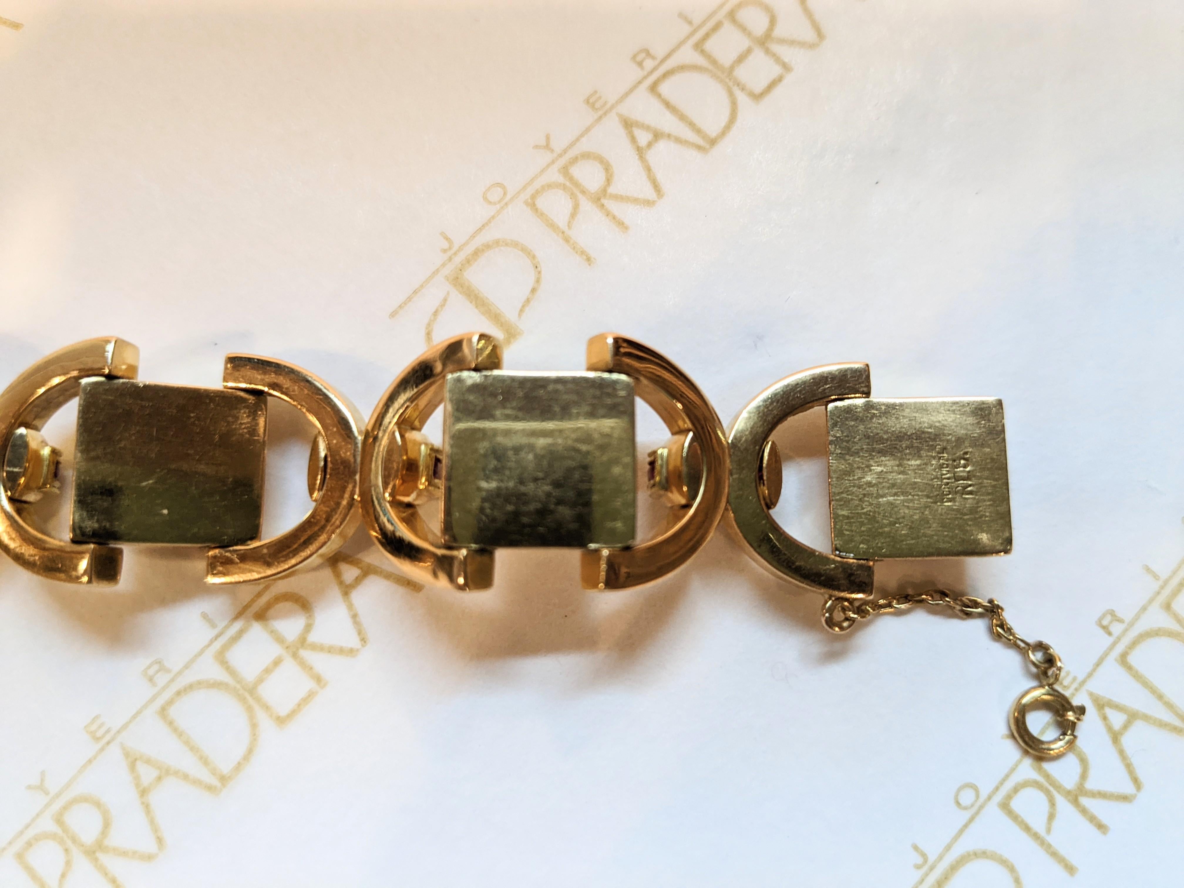 Retro 1920´s Portuguese Chevalier 18kt Gold Bracelet with stamps For Sale 4