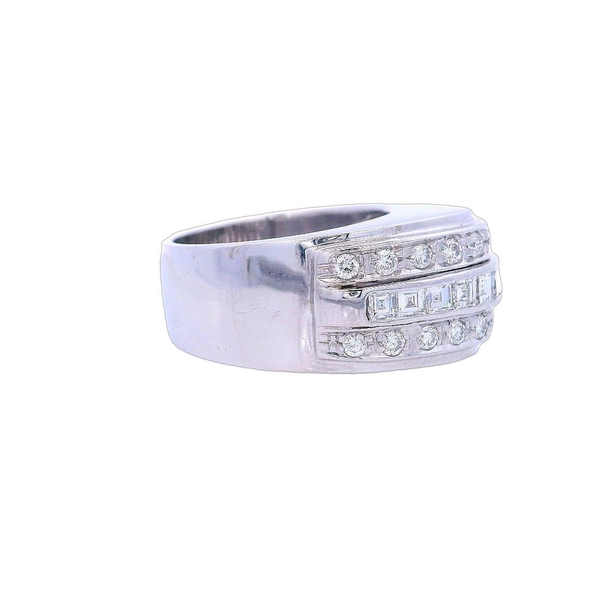 Taglio princess Anello geometrico retrò del 1940 in oro bianco 18kt con 1,15 CTW di diamanti in vendita