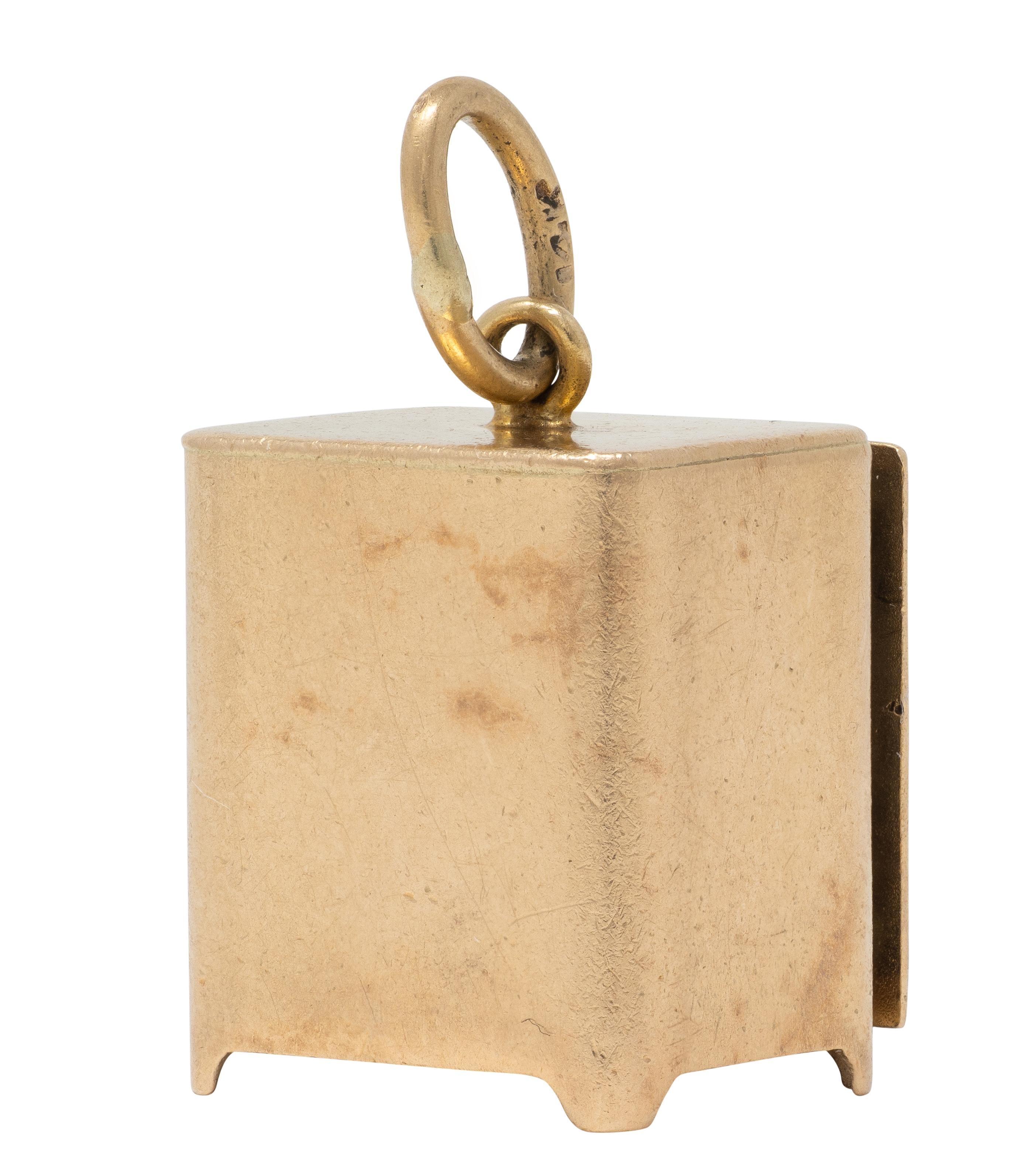 Rétro Retro 1940's 14 Karat Yellow Gold Functional Safe Dollar Bill Charm Pendentif en vente