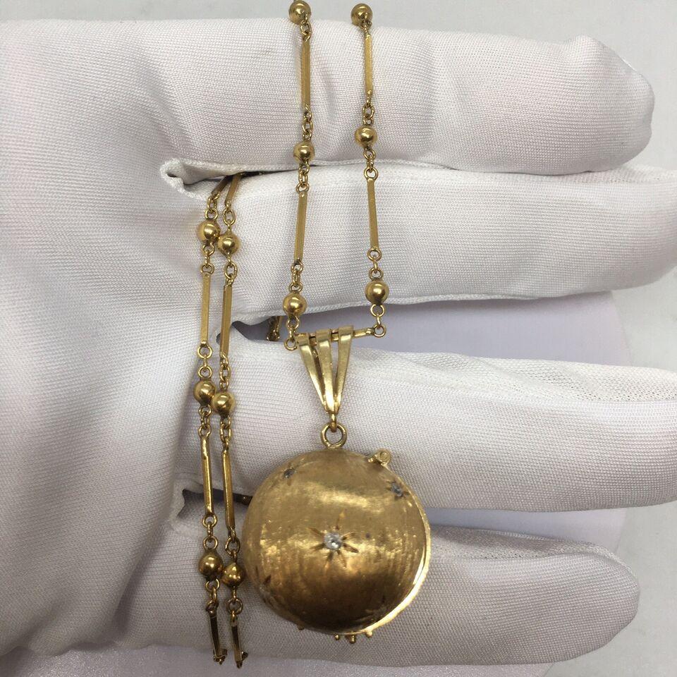 Retro 1940s 14K Gold Globe Shaped Locket Charm Pendant 18K Handmade 24” Chain In Good Condition For Sale In Santa Monica, CA