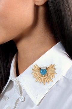 Retro 1940's Aquamarine Diamond Platinum 14K Yellow Gold Vintage Fanning Brooch