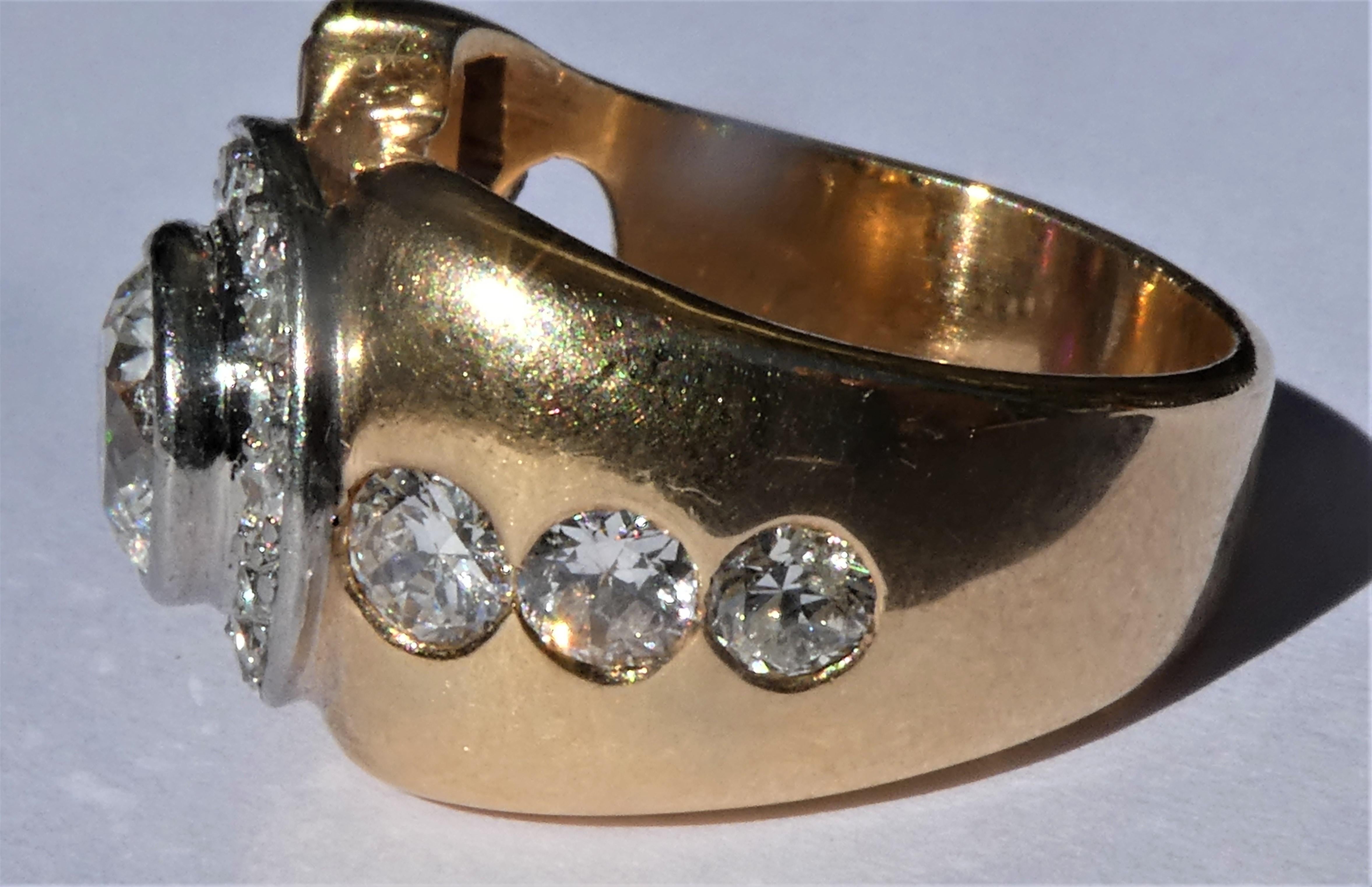 Retro 1940s Asymmetrical Ruby Diamond 18 Karat Rose Gold Platinum Cocktail Ring For Sale 1