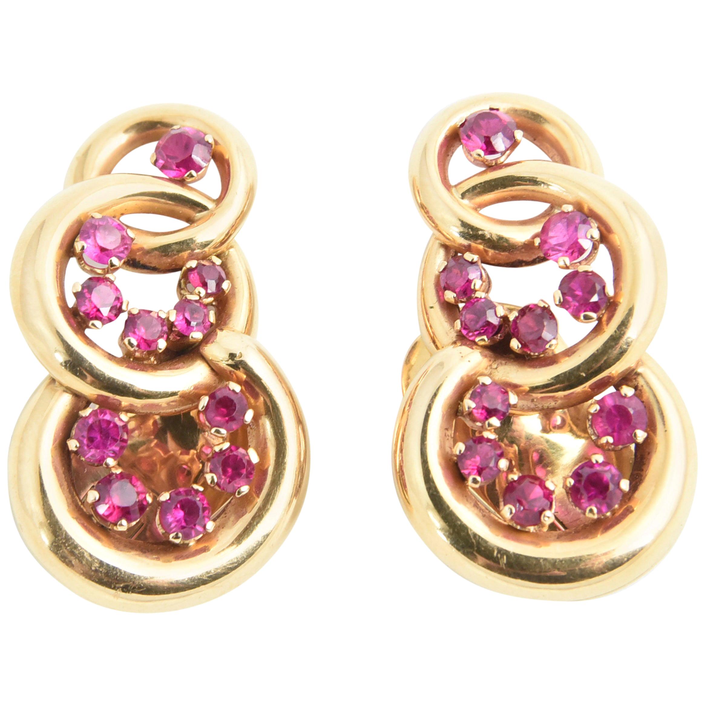 1940s Multicolored Gemstone and Gold Clip Earrings For Sale at 1stDibs