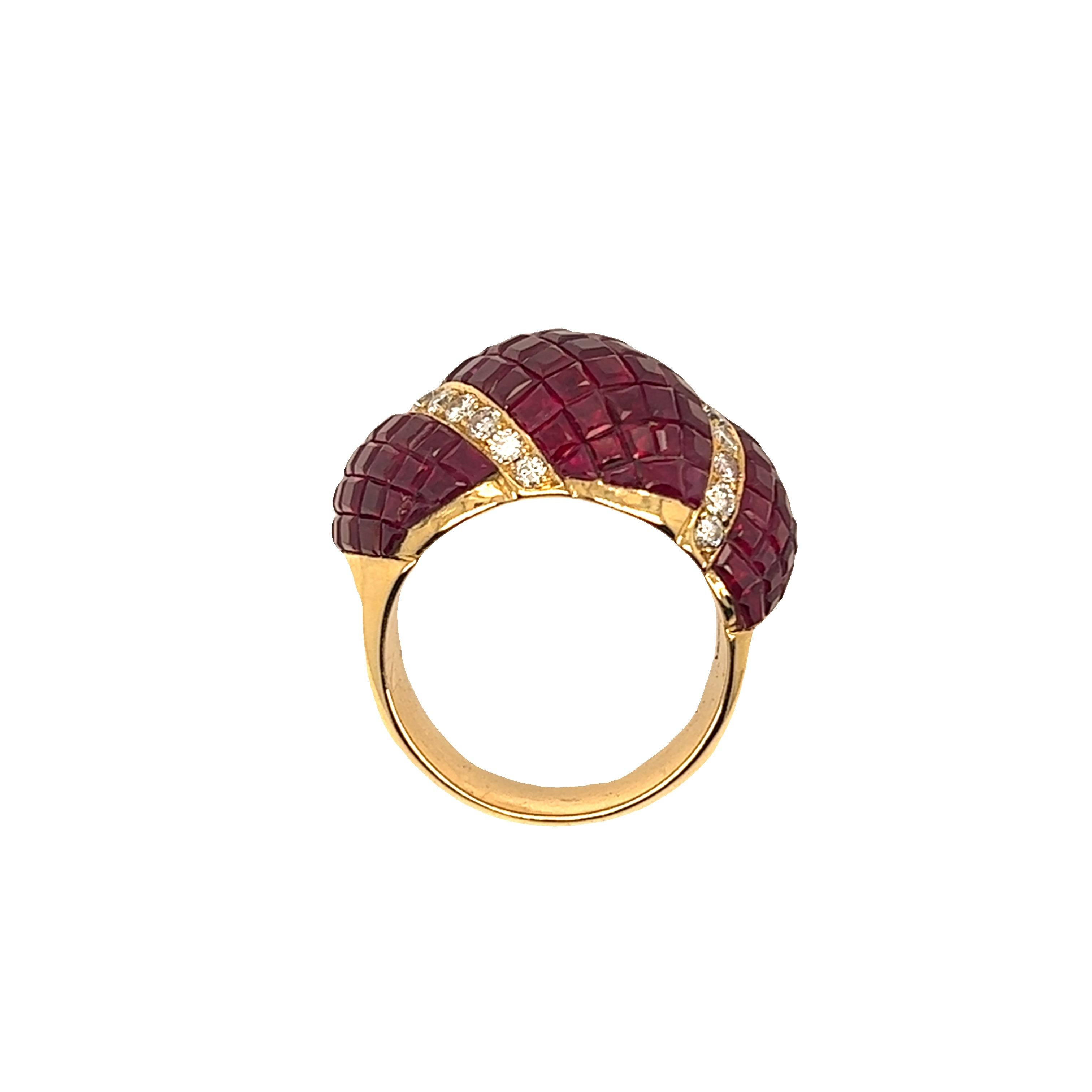 Retro 1940s Invisible Set Square Ruby and Diamond Dome Ring 18K Yellow Gold For Sale 3