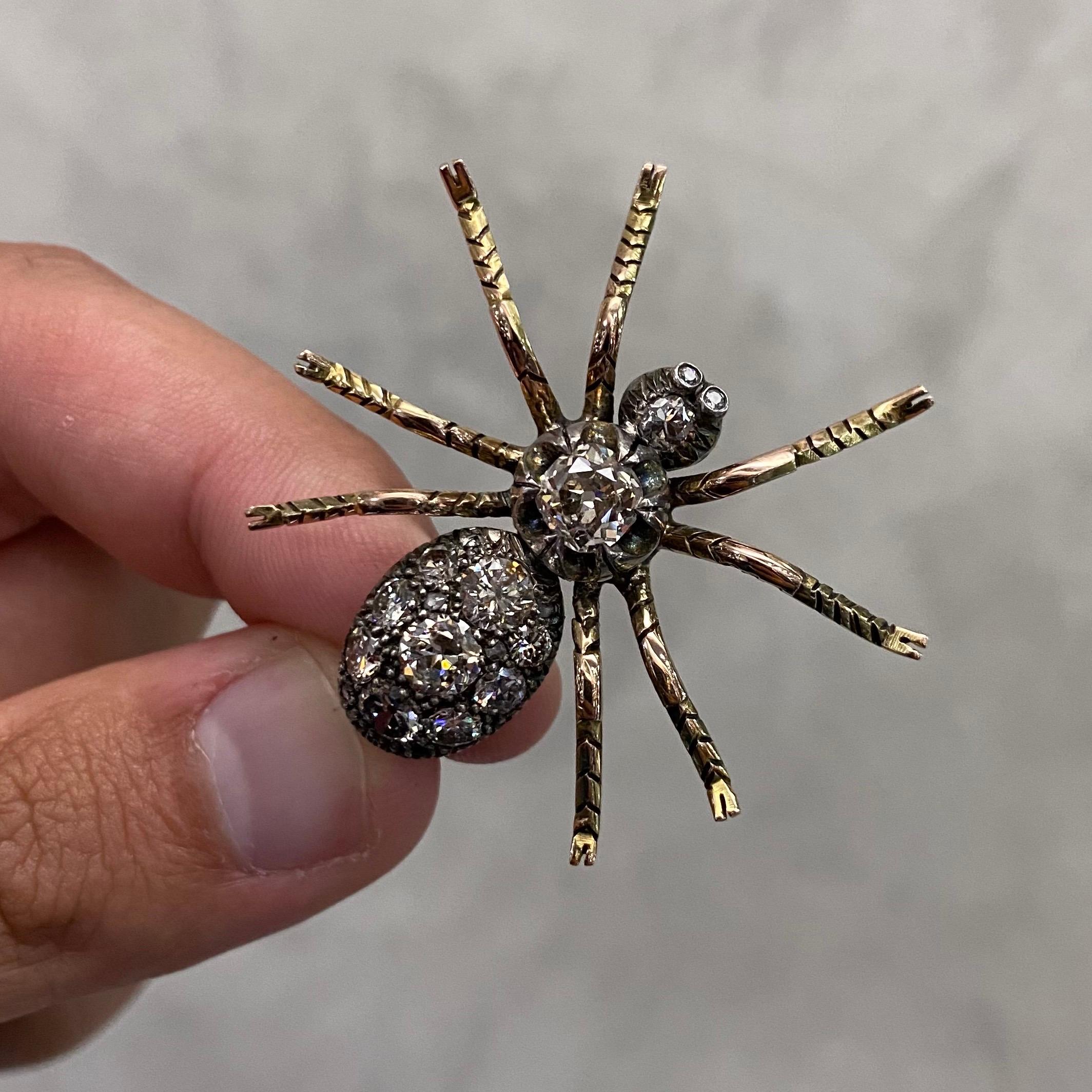 Retro 1940s Tarantula Spider Old Cut Pave Diamond Brooch Silver Yellow Gold For Sale 2