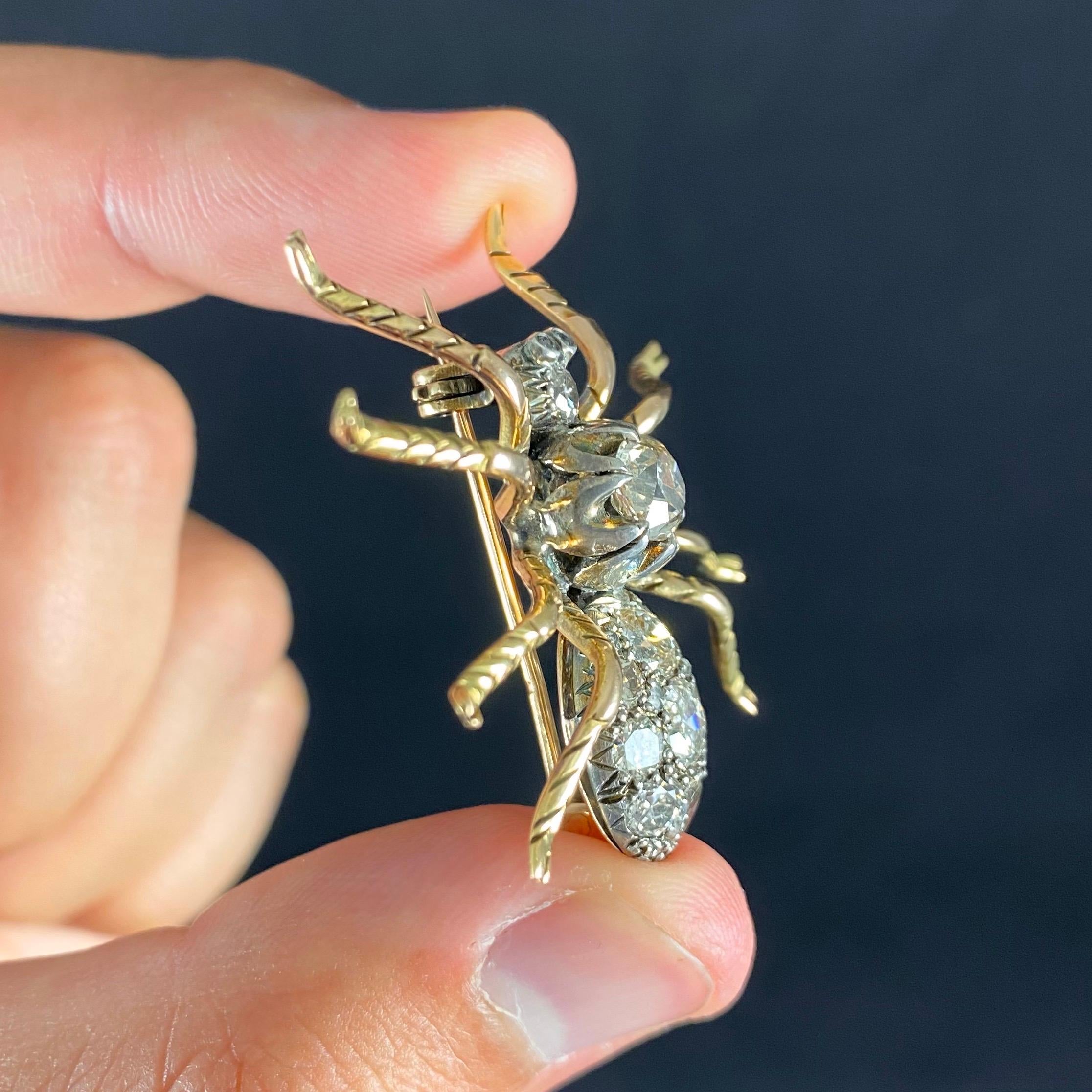Retro 1940s Tarantula Spider Old Cut Pave Diamond Brooch Silver Yellow Gold In Good Condition For Sale In Lisbon, PT