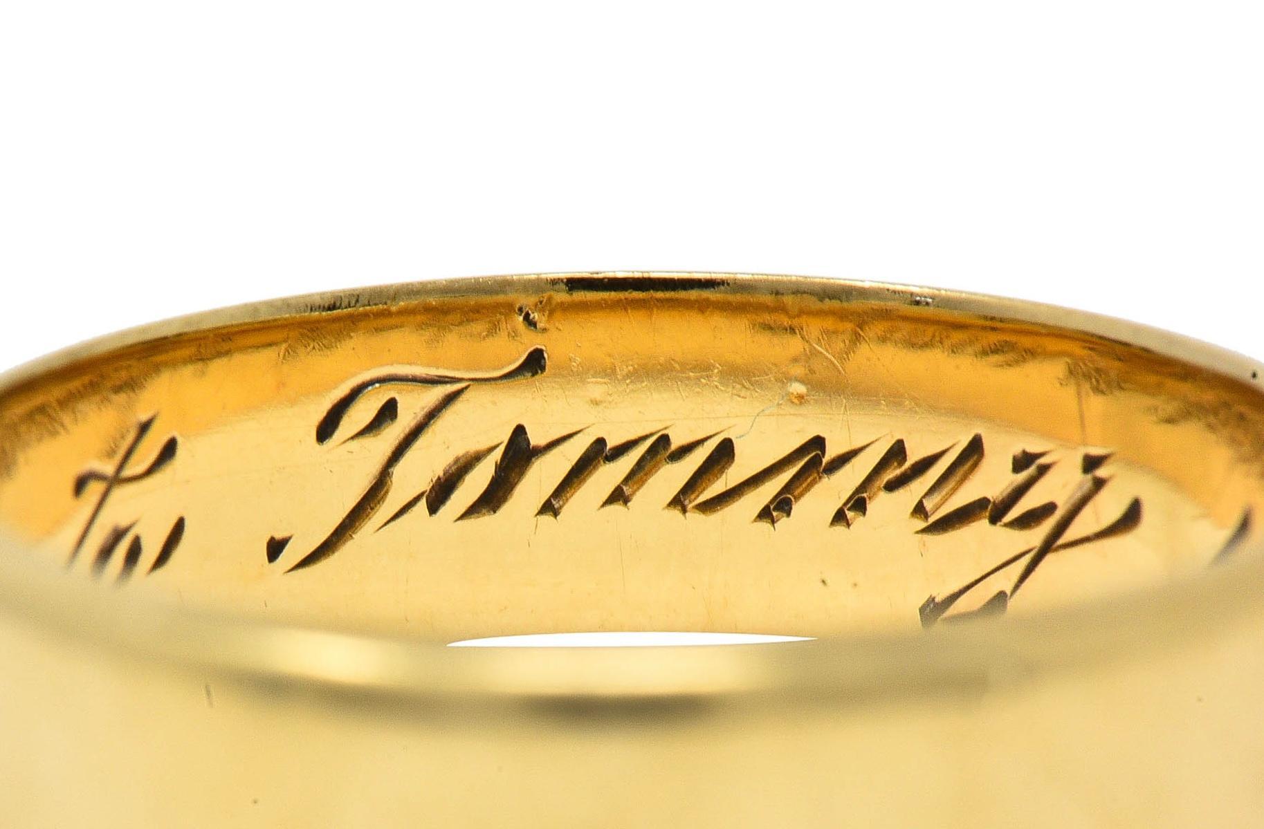 Retro 1943 14 Karat Yellow Gold Vintage Wedding Band Ring 4