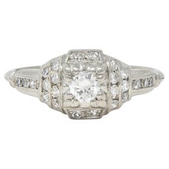 Bague de fiançailles vintage à gradins en platine avec diamant taille européenne ancienne de 1943