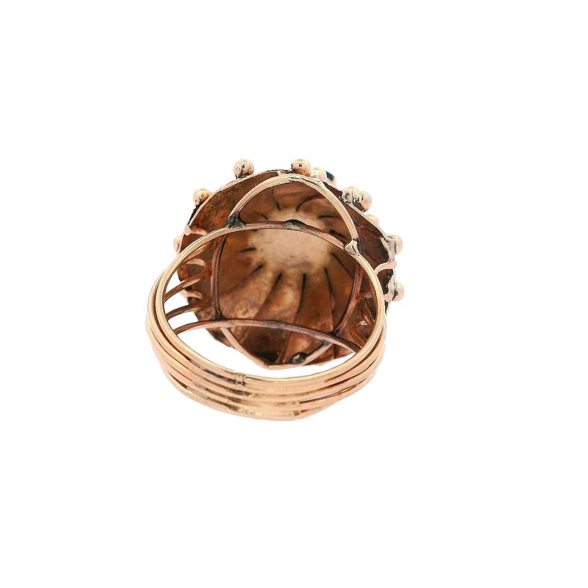 Bague rétro 1950 en or jaune 18 carats avec saphirs bleus synthétiques en vente 2