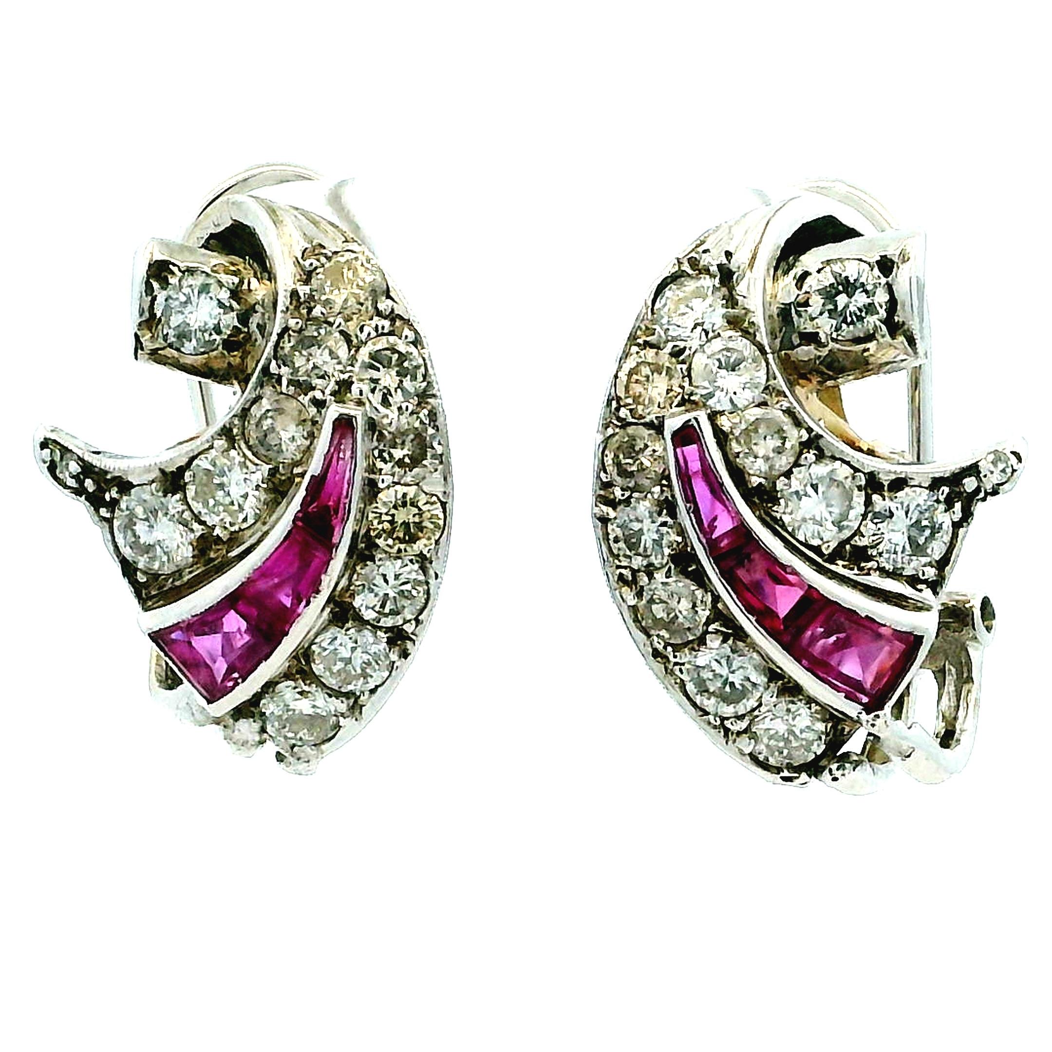 Orecchini retrò anni '50 in oro bianco 14K con diamanti e rubini, 2 carati di diametro e 1 carato di rubino in vendita 7
