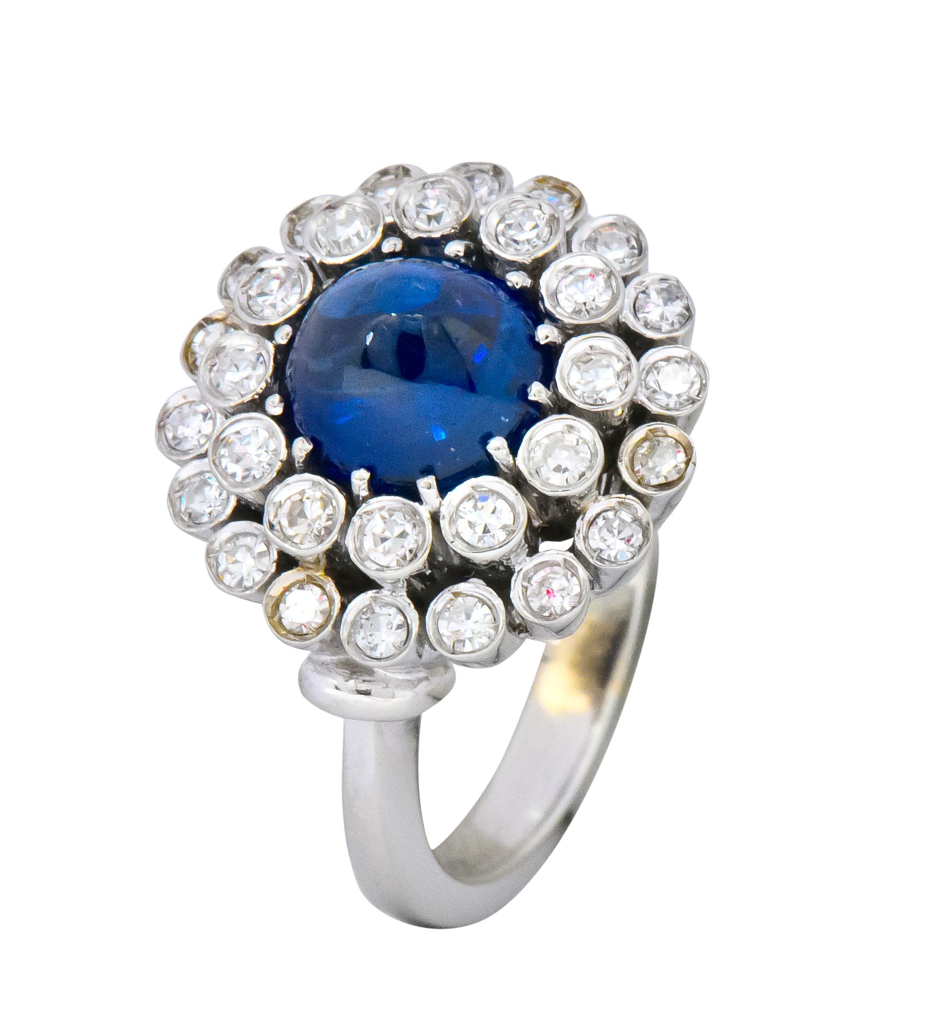 Retro Mid-Century 2.66 Carat No Heat Sapphire Diamond 18 Karat Gold Cluster Ring AGL