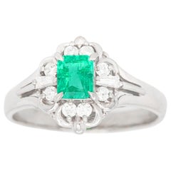 Vintage 1950s Emerald and Diamond Ring