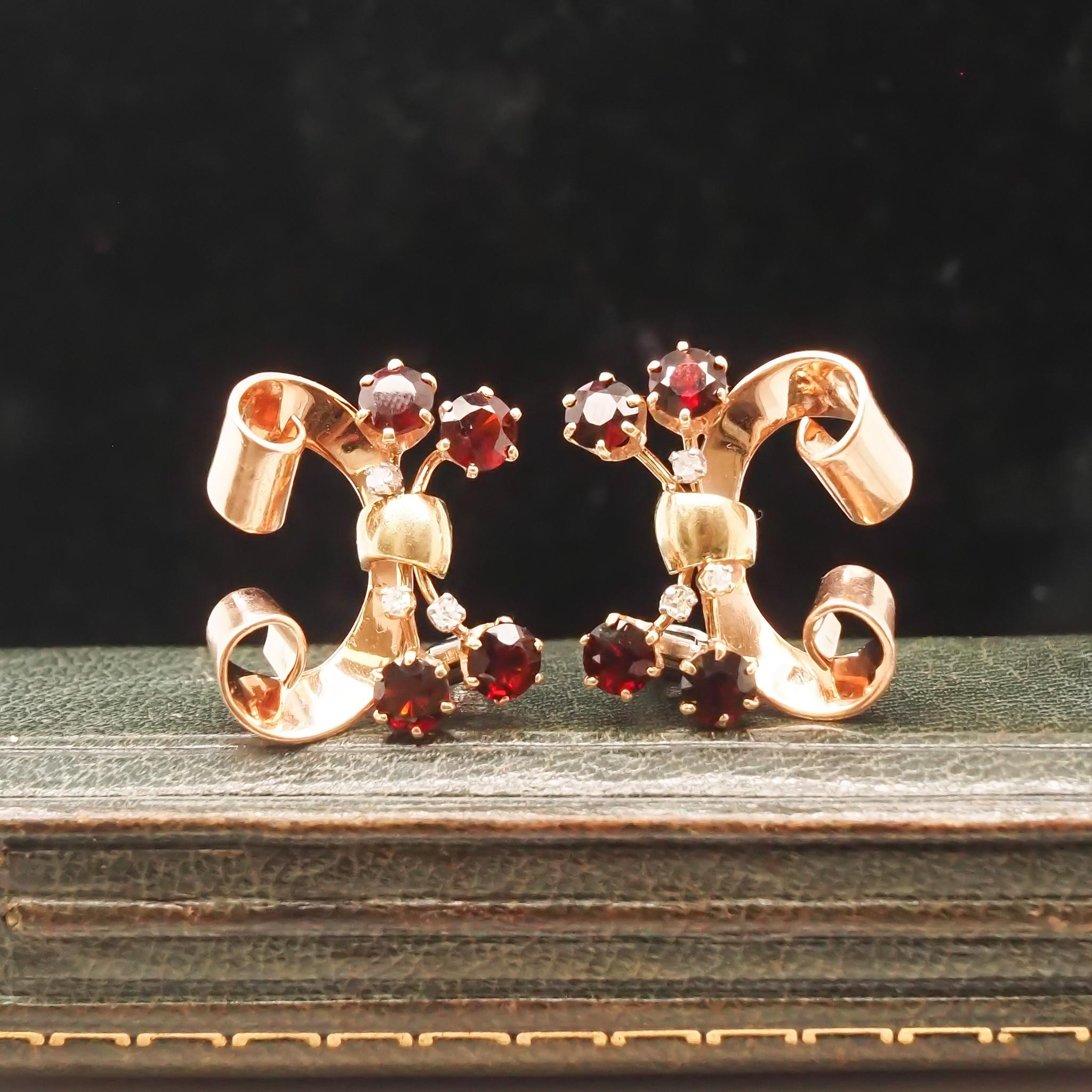 Retro 1960s Tri Tone Gold Diamond and Citrine Earrings In Good Condition For Sale In Hicksville, NY