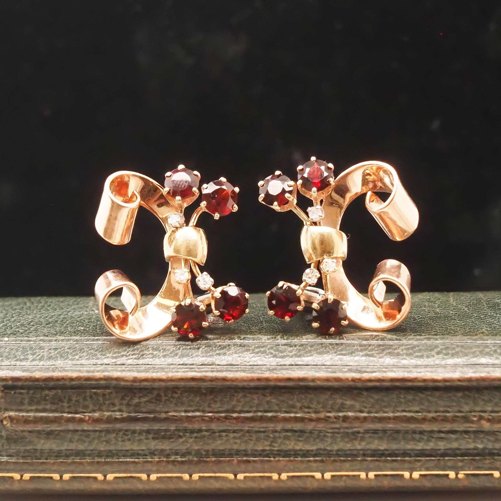 Retro 1960s Tri Tone Gold Diamond and Citrine Earrings In Good Condition For Sale In Atlanta, GA