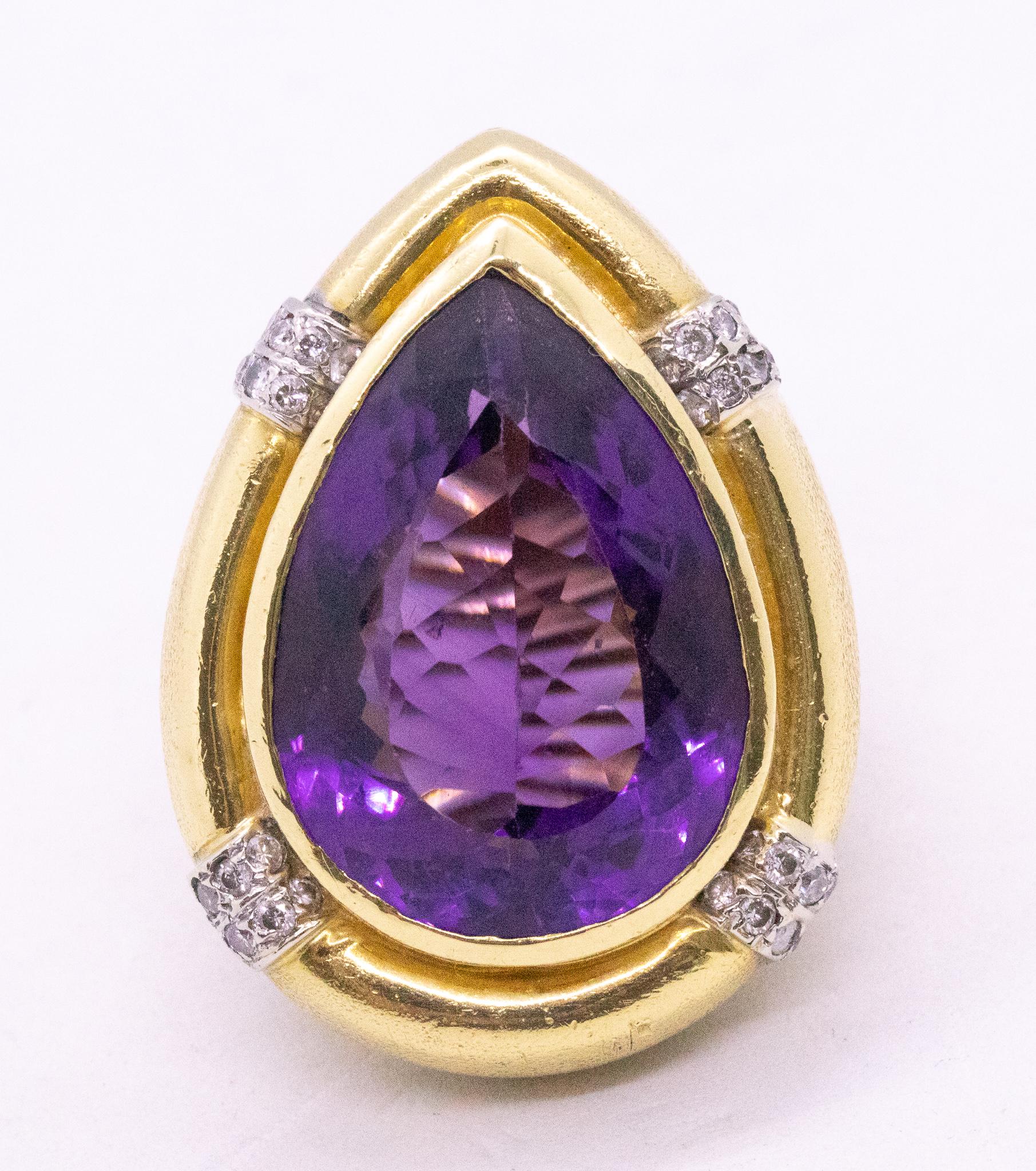 Retro 1970 Oversized Cocktail Ring 18Kt Gold 31.77 Cts in Diamonds and Amethyst 5