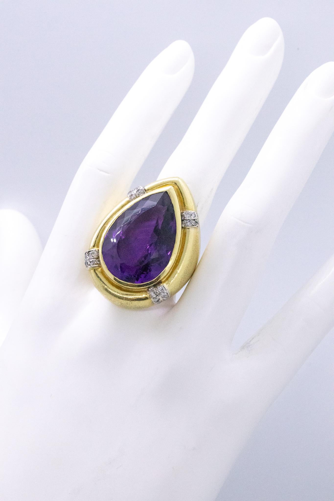 Retro 1970 Oversized Cocktail Ring 18Kt Gold 31.77 Cts in Diamonds and Amethyst 1