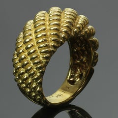 Retro 1970s Yellow Gold Ridged Domed Ring